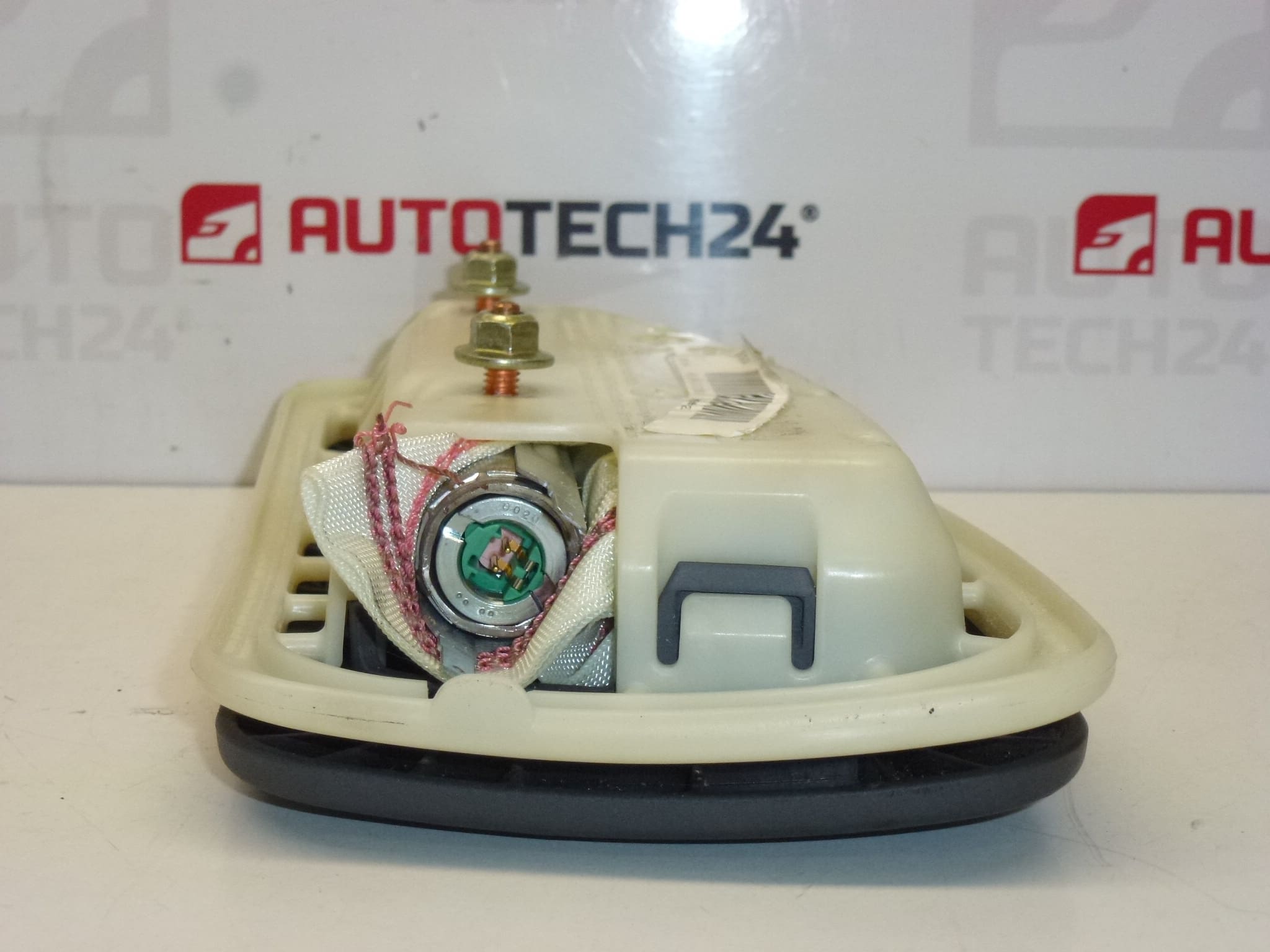 Linker Sitzairbag Peugeot 407 96439582ZM 8216QN – Bild 2