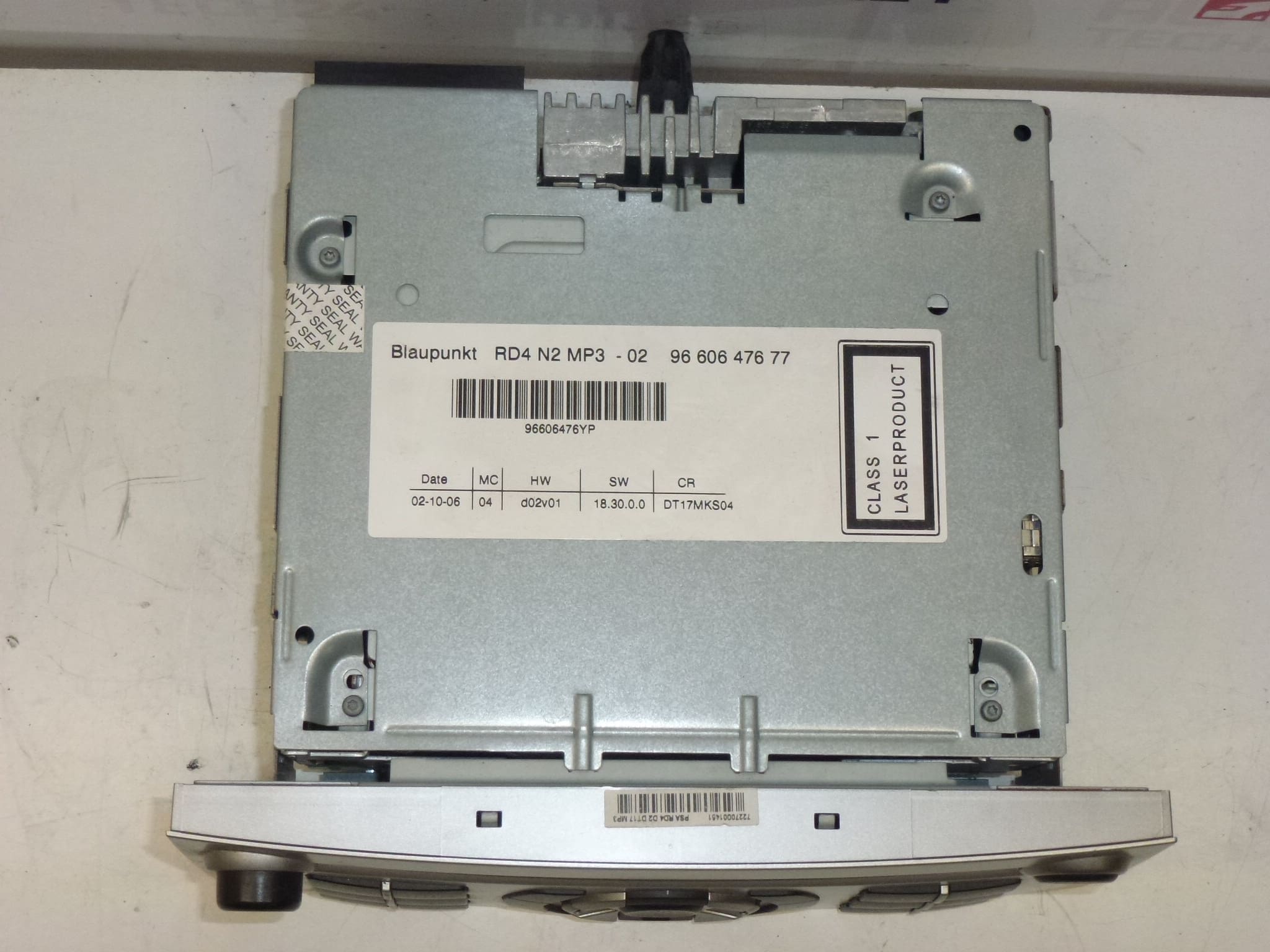 Autoradio CD MP3 für Citroën und Peugeot RD4 N2 9660647677 657953 – Bild 2