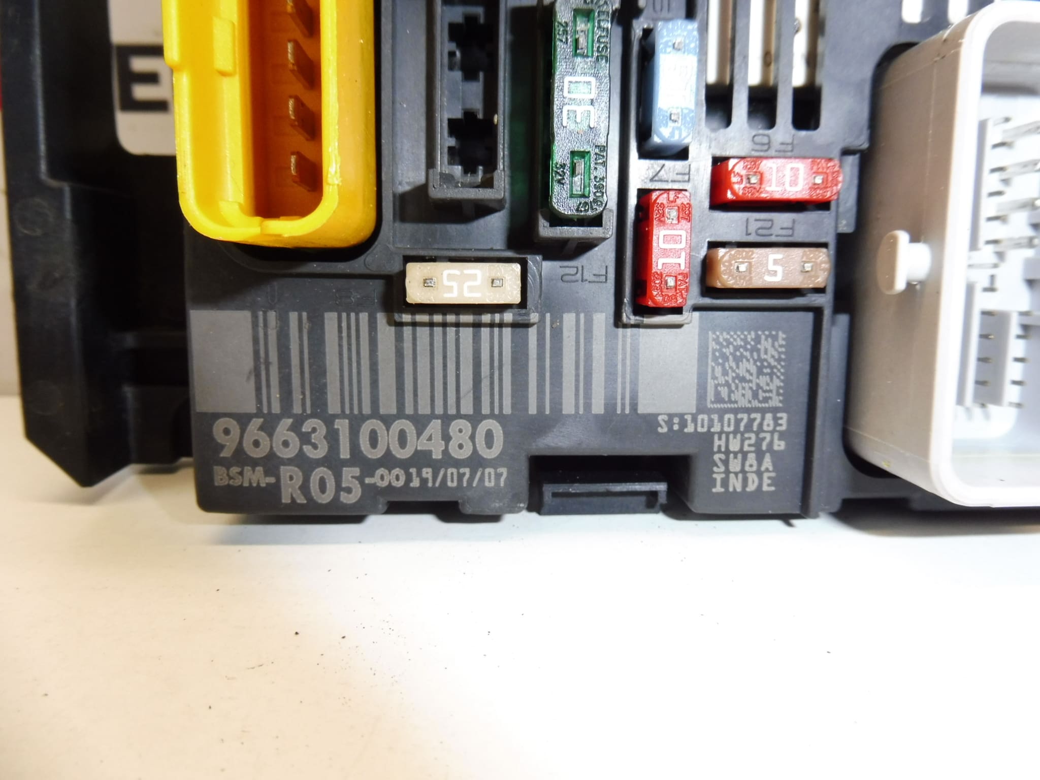 BSM R05 DELPHI Citroën Peugeot 9663100480 – Bild 2