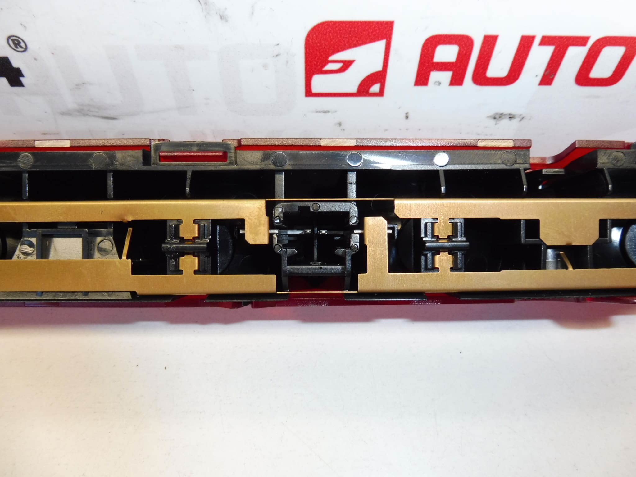 Drittes Bremslicht Peugeot 407 Limousine 6351S9 – Bild 2