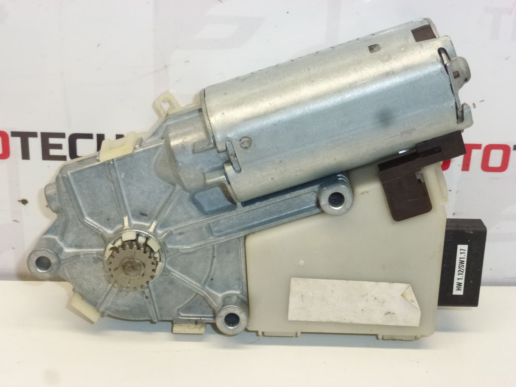 Valeo Webasto Elektromotor für Citroën PSA Peugeot 404.424 8401T2 – Bild 2