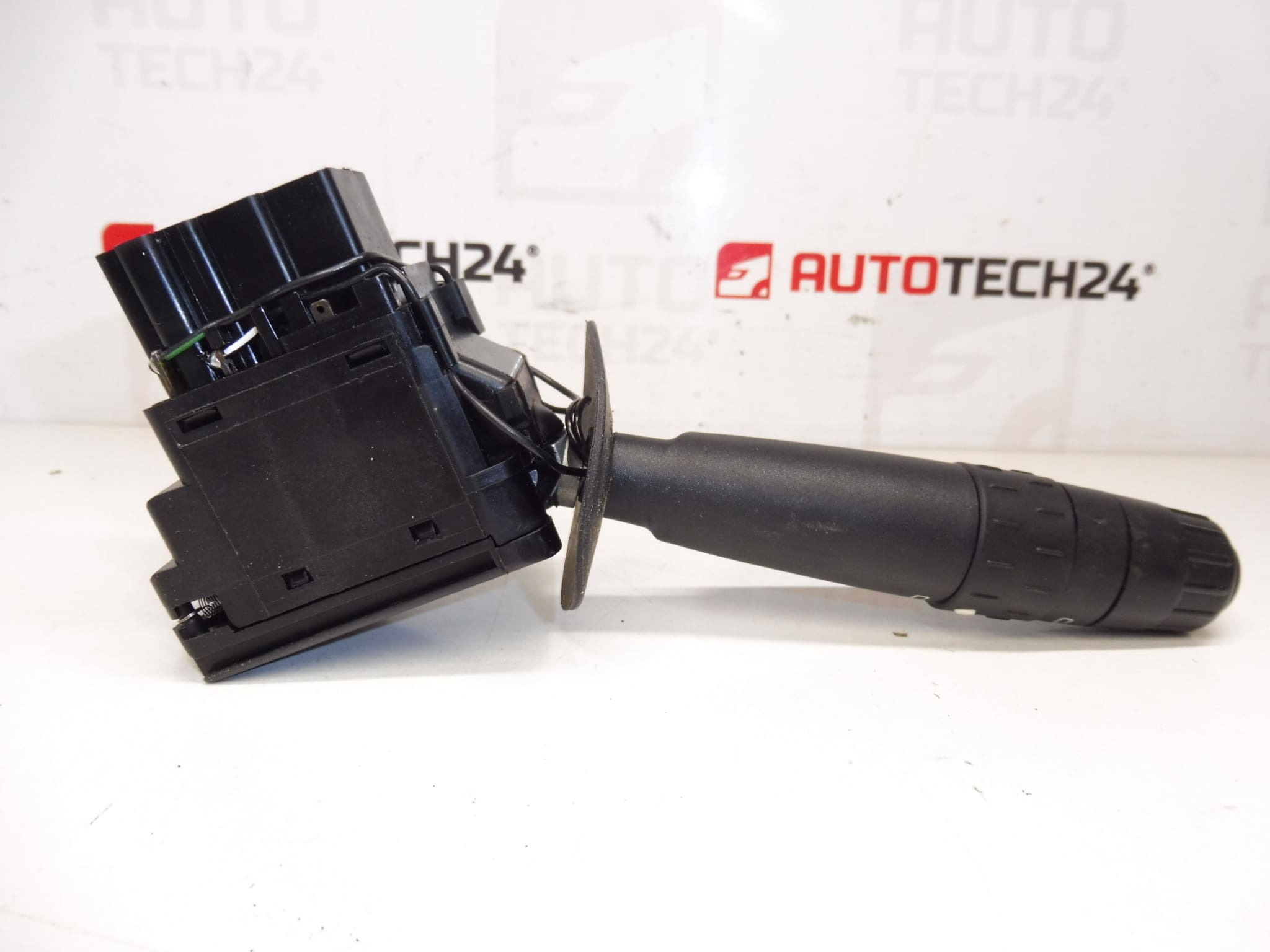 Licht- und Hupensteuergerät Citroën Peugeot 96251931ZL 625368 – Bild 2