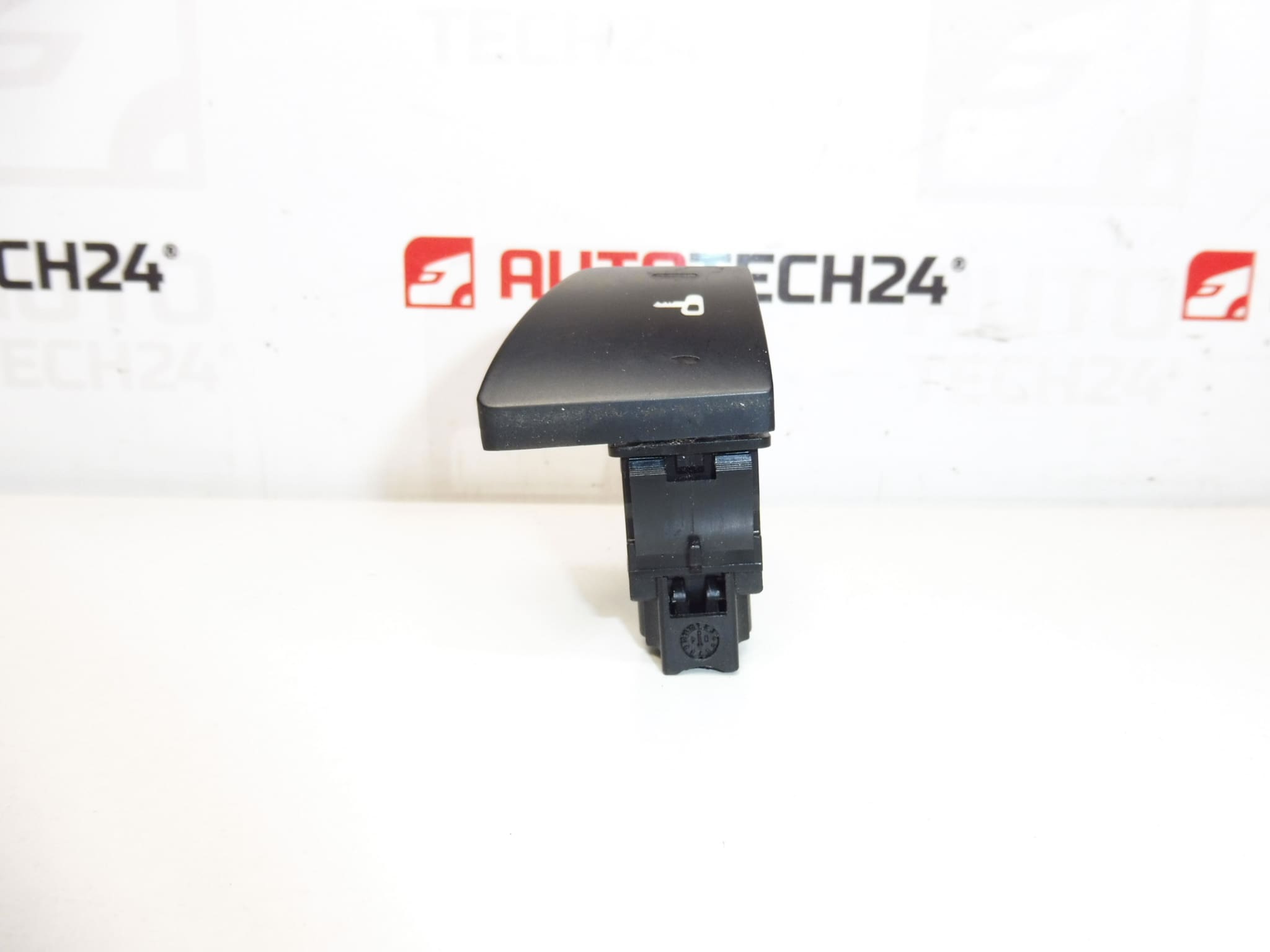 Zentralverriegelungssteuergerät Peugeot 307 96366684XT 96366604XT – Bild 2