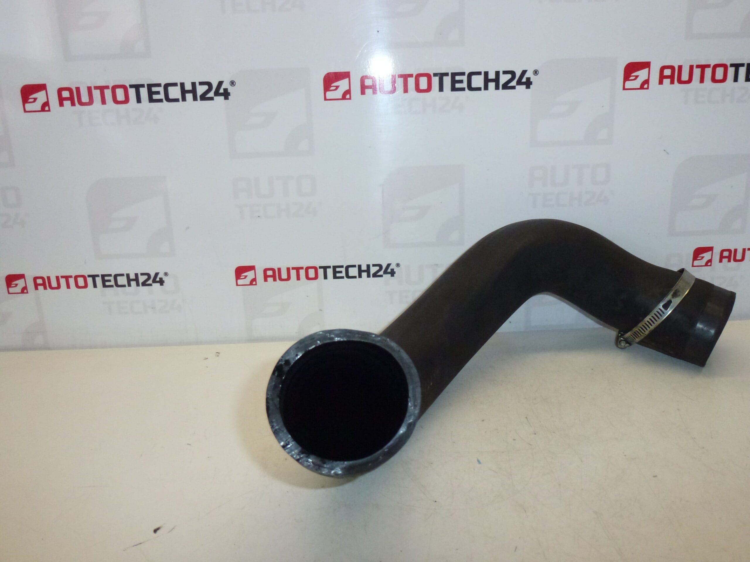 Turbo Schlauch 1.6 HDi Citroën Peugeot 0382EJ – Bild 2