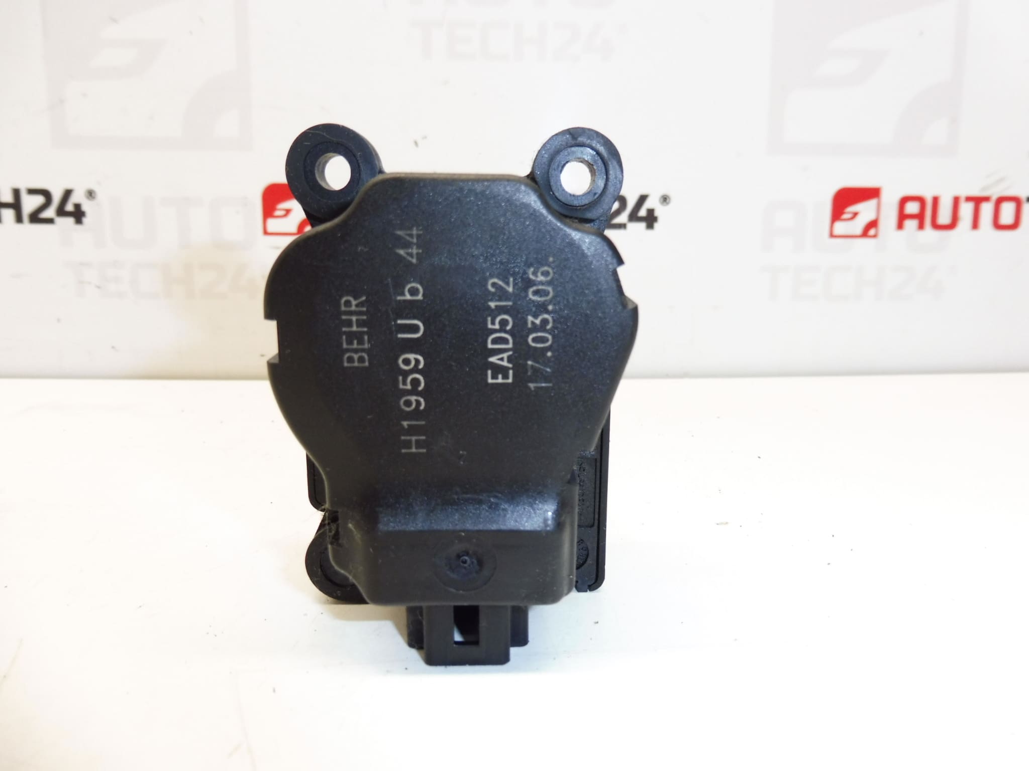 BEHR Servomotor für Heizung H1959 U b 44 / EAD512 6447RZ für Citroën und Peugeot (gebraucht) – Bild 2