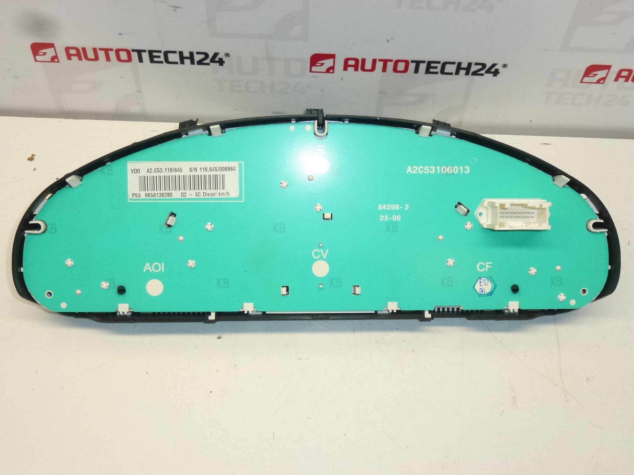 Drehzahlmesser Peugeot 407 188.000 km 9658138280 – Bild 2