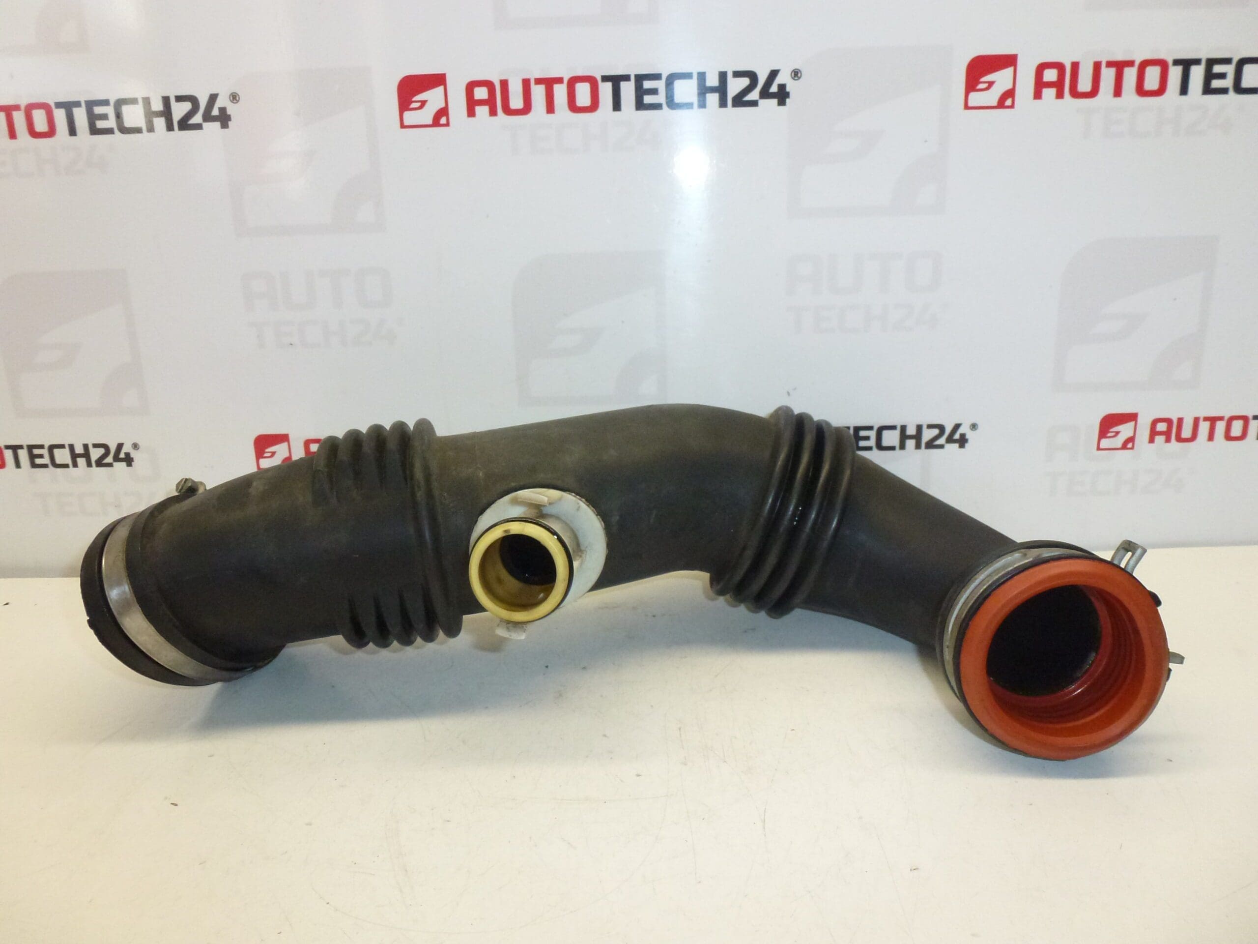 Turbo Schlauch 1.6 HDI Citroën Peugeot 9687883780 9656953680 – Bild 2