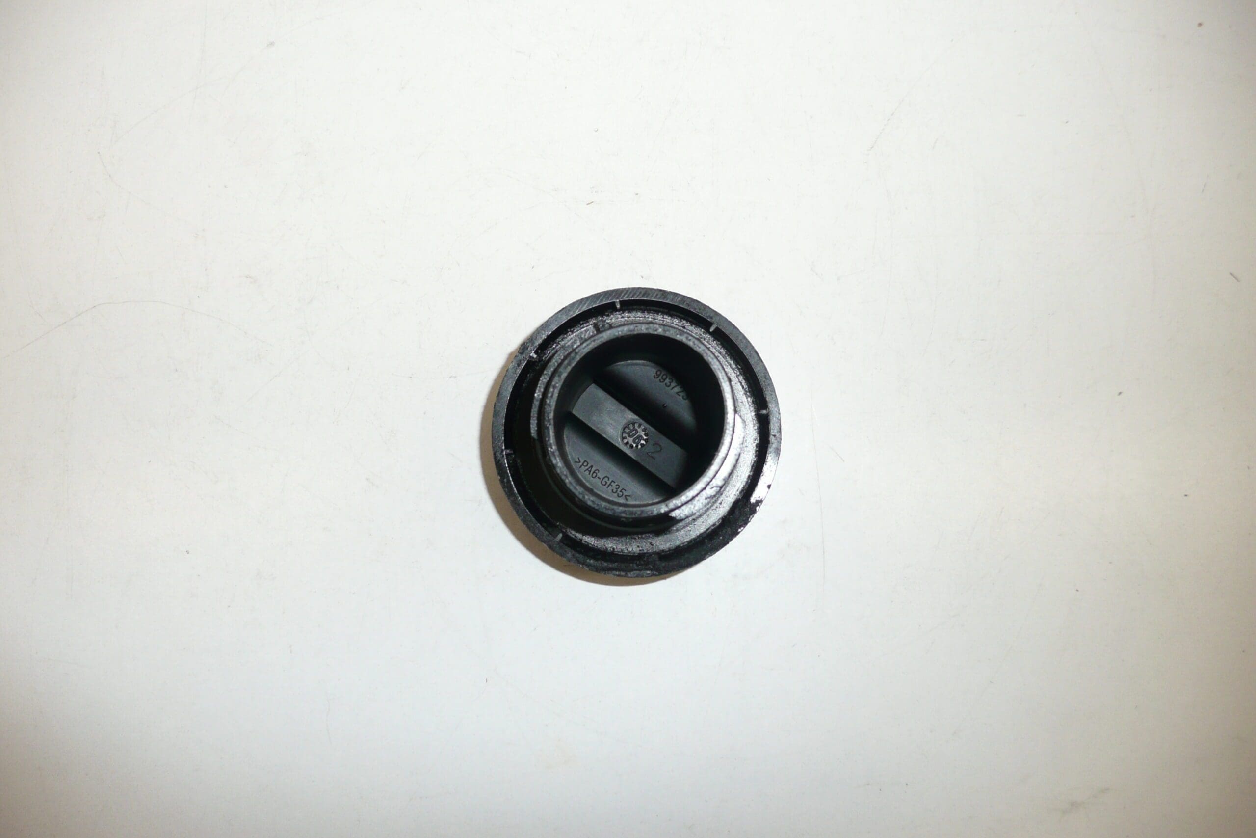 Öldeckel HDI Citroën Peugeot 1180F9