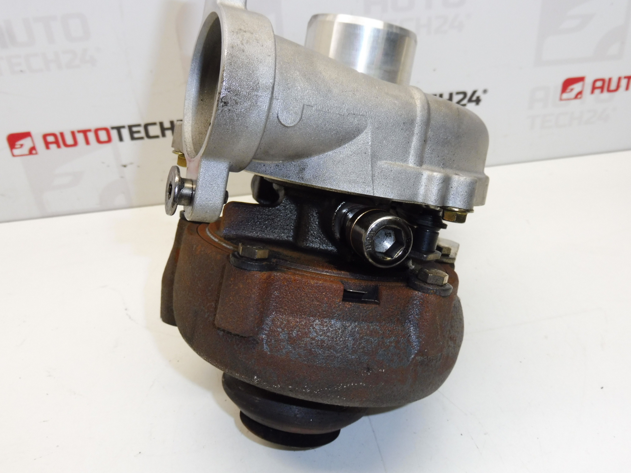 Überholter Turbo 1.6 HDI 80KW GARRETT GT1544V 0375J6