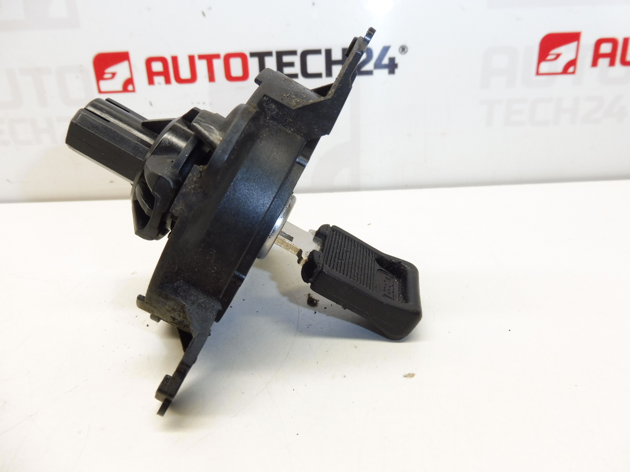 Tankdeckel + 1 Peugeot 206 Schlüssel