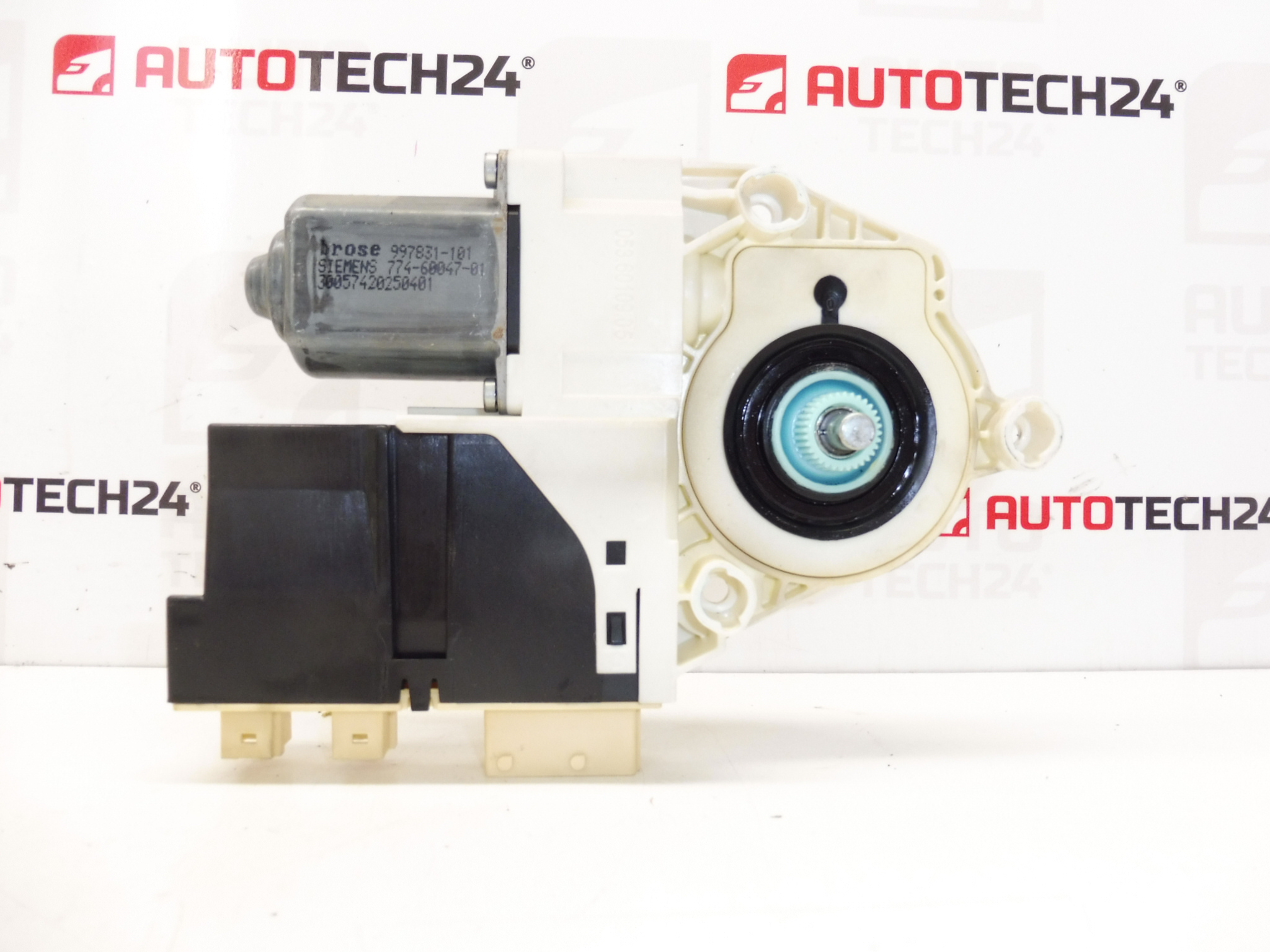 Peugeot 307 Fenstermotor vorne rechts 9681587380