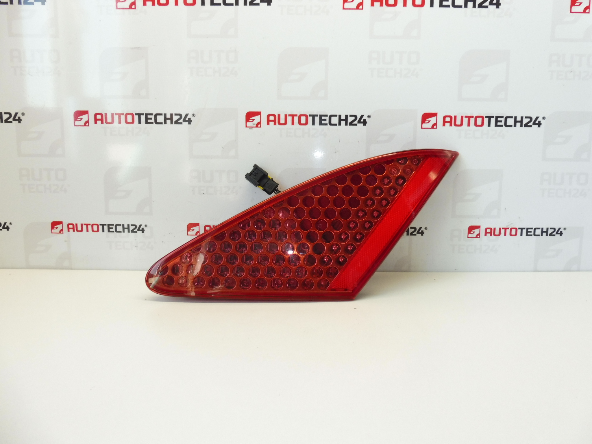 Rückleuchte Innenraum Peugeot 307 CC 964130008JE 6351S4