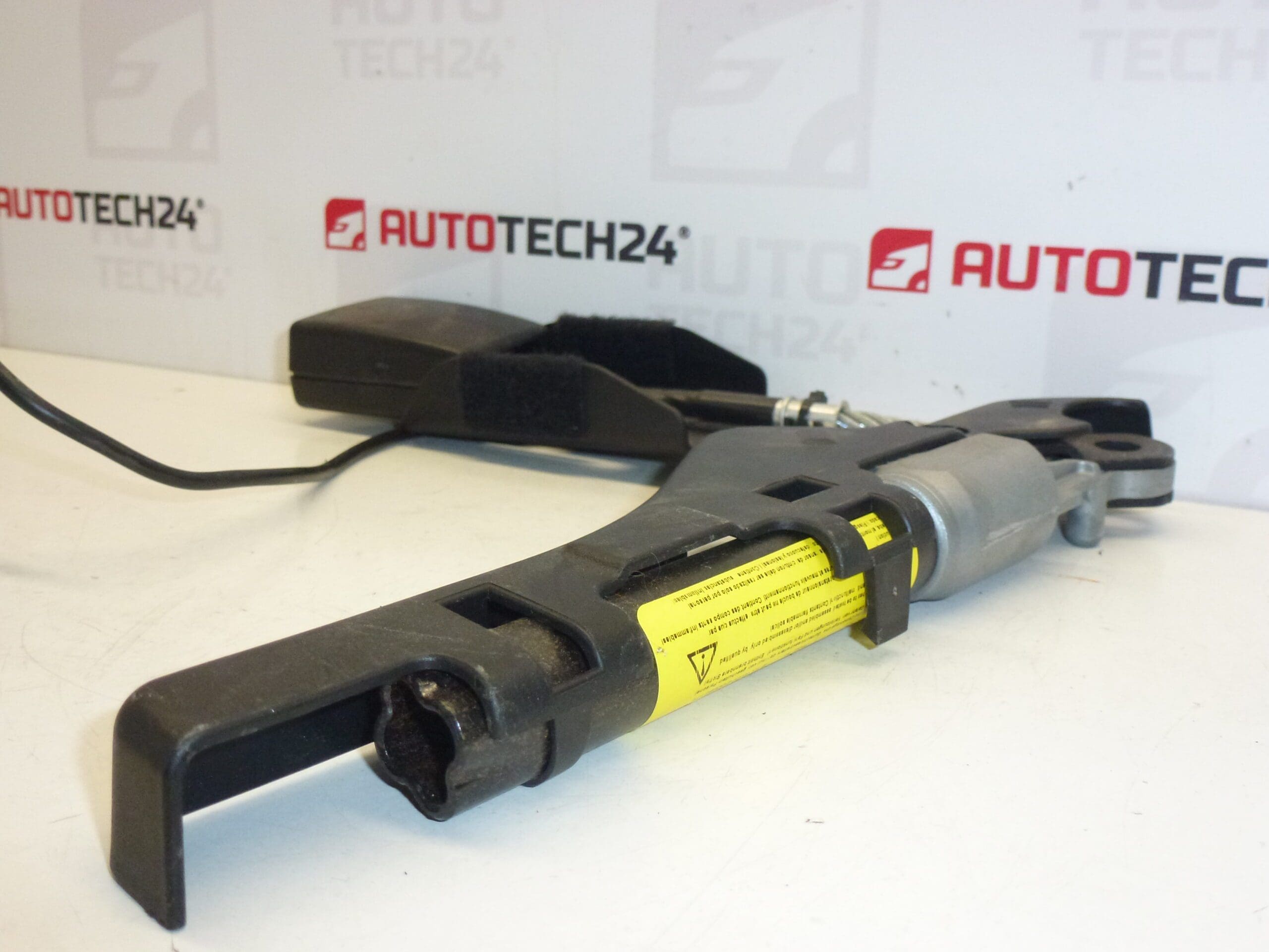 Rechter Pyrospanner Citroën C2 C3 9639873877 8973TG