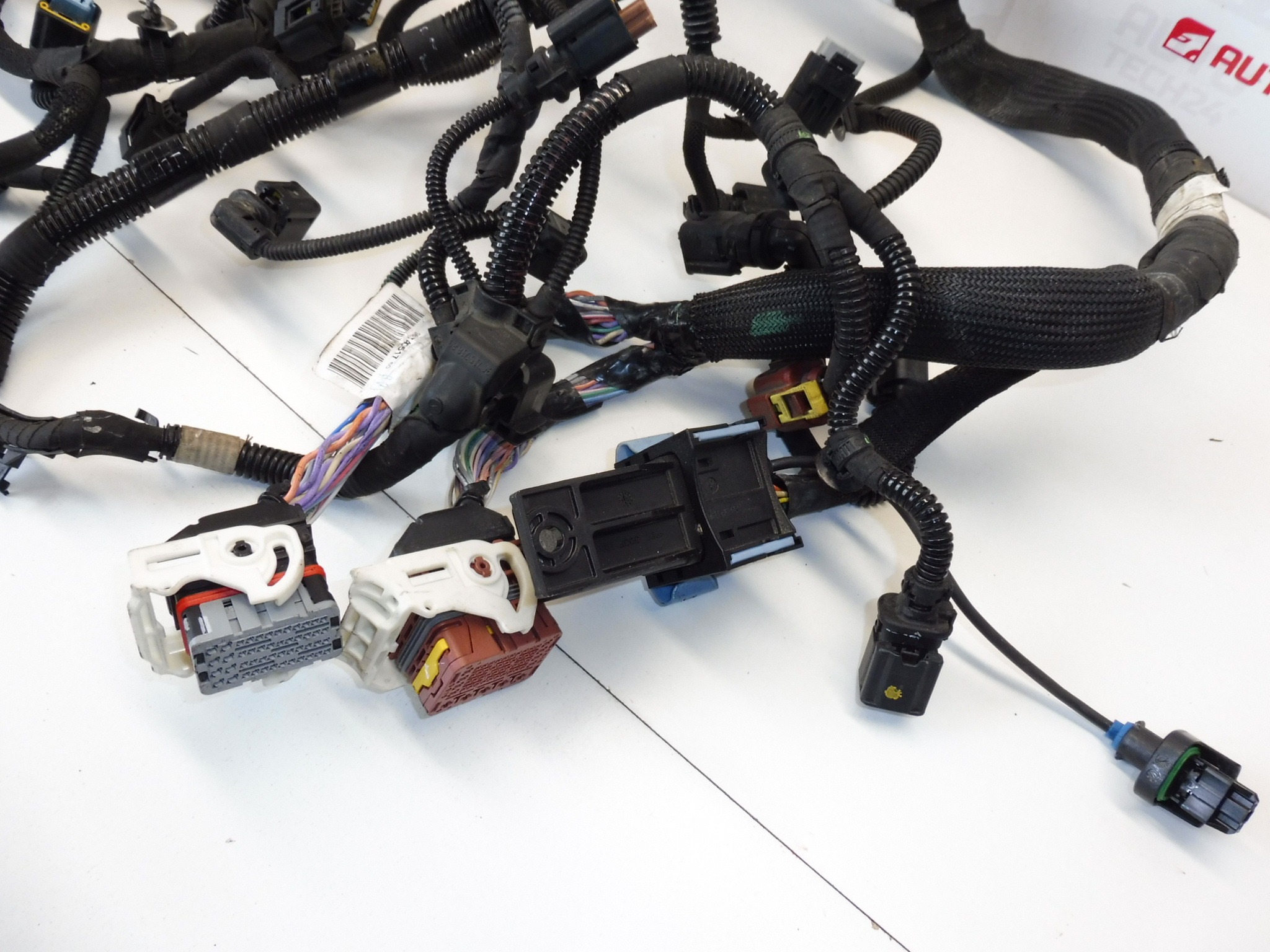 Hauptmotorbaugruppe 1.6 e-HDI Citroën Peugeot 9674051780 6585L0 9678303980