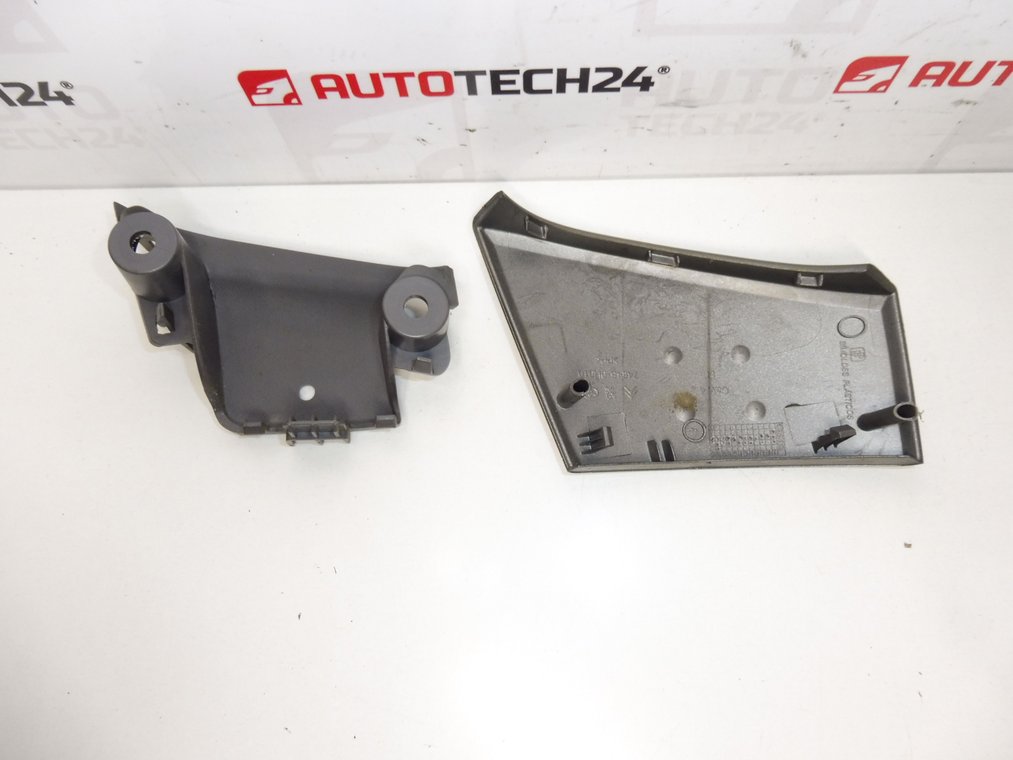Innerer rechter Griff Citroën C1 Peugeot 107 74645-0H010 74641-0H010
