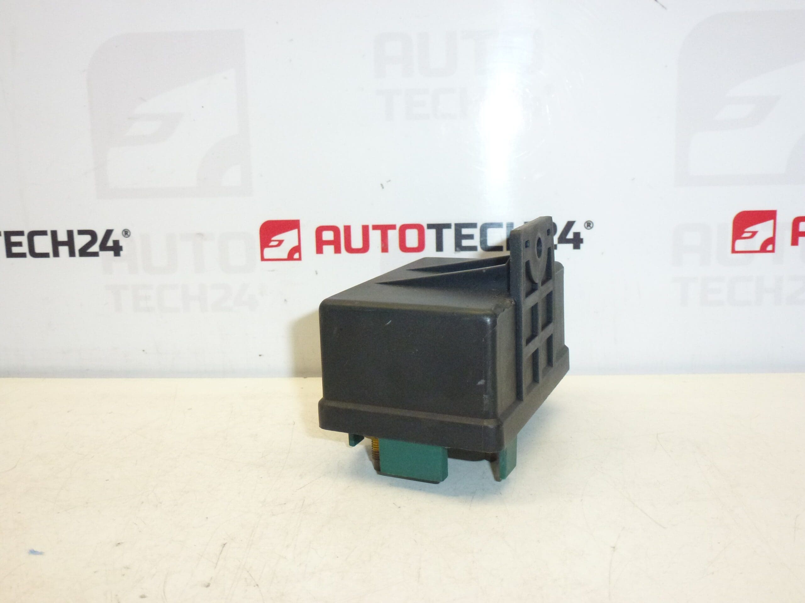 Vorglührelais NAGARES Citroën Peugeot 9616582380