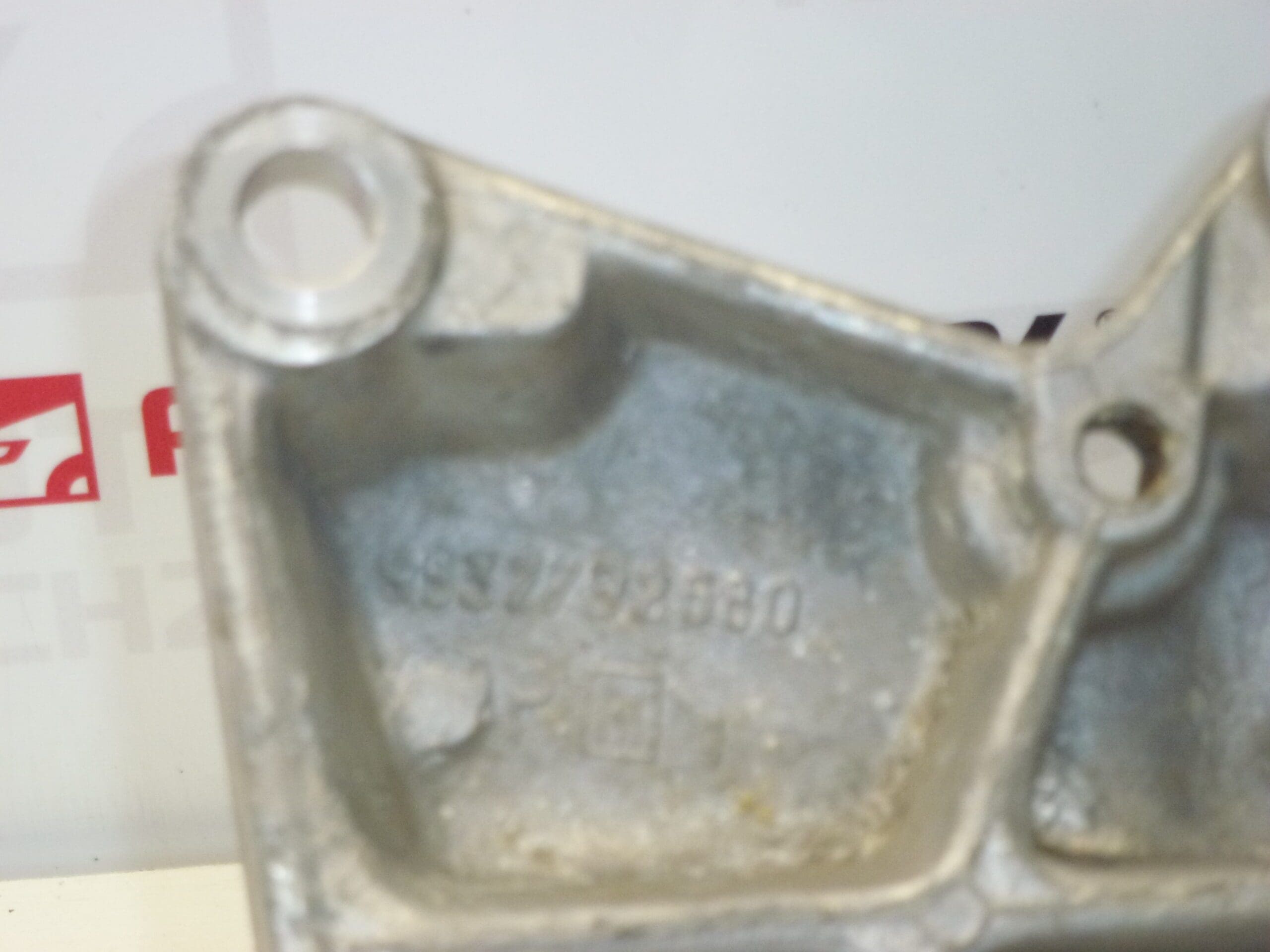 Halbachshalter 1.8 16V 2.0 16V Citroën Peugeot 9637792680 1807J2