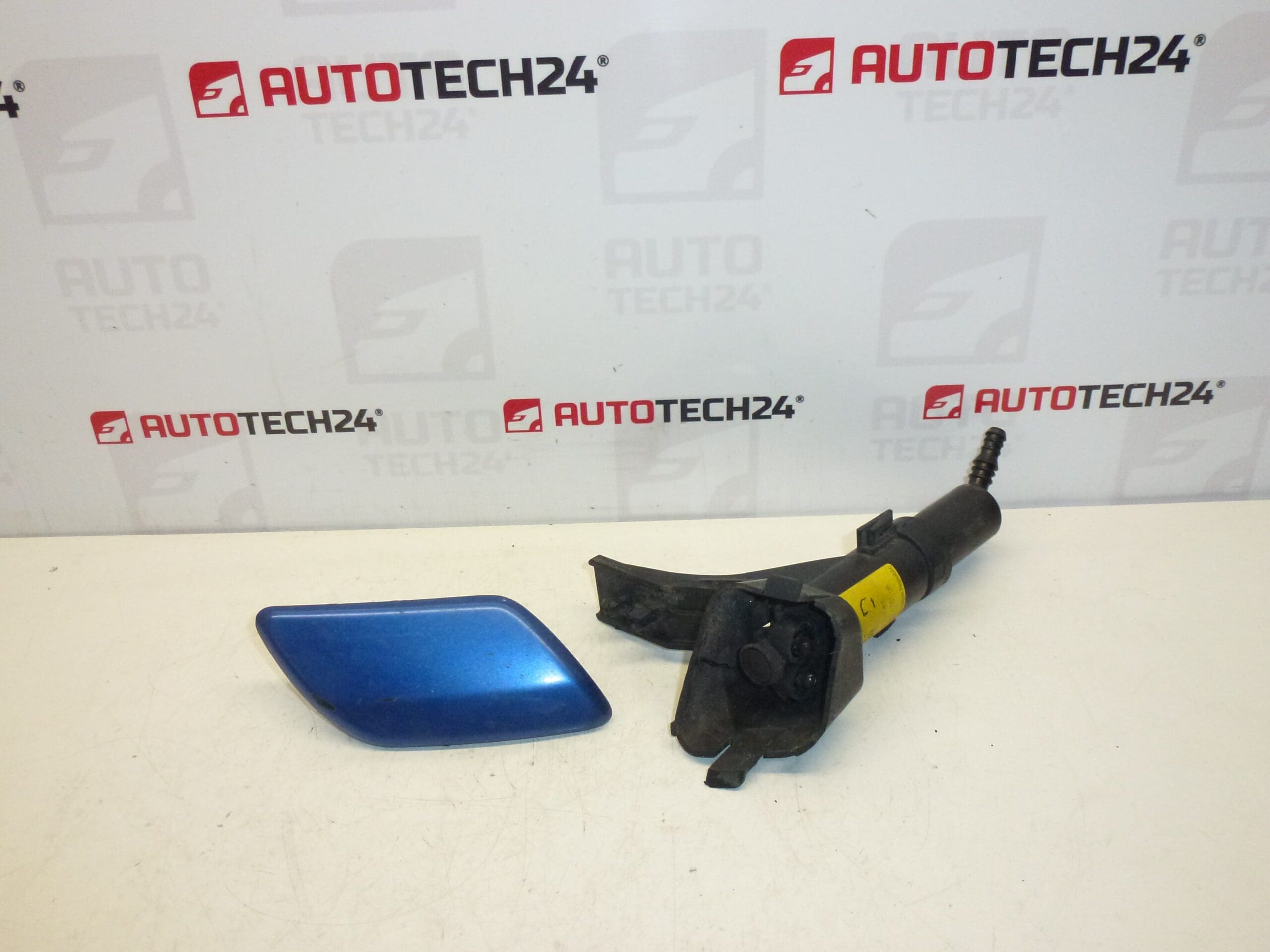 Scheinwerferwaschdüse rechts komplett Peugeot 407 6438L8 6438N0