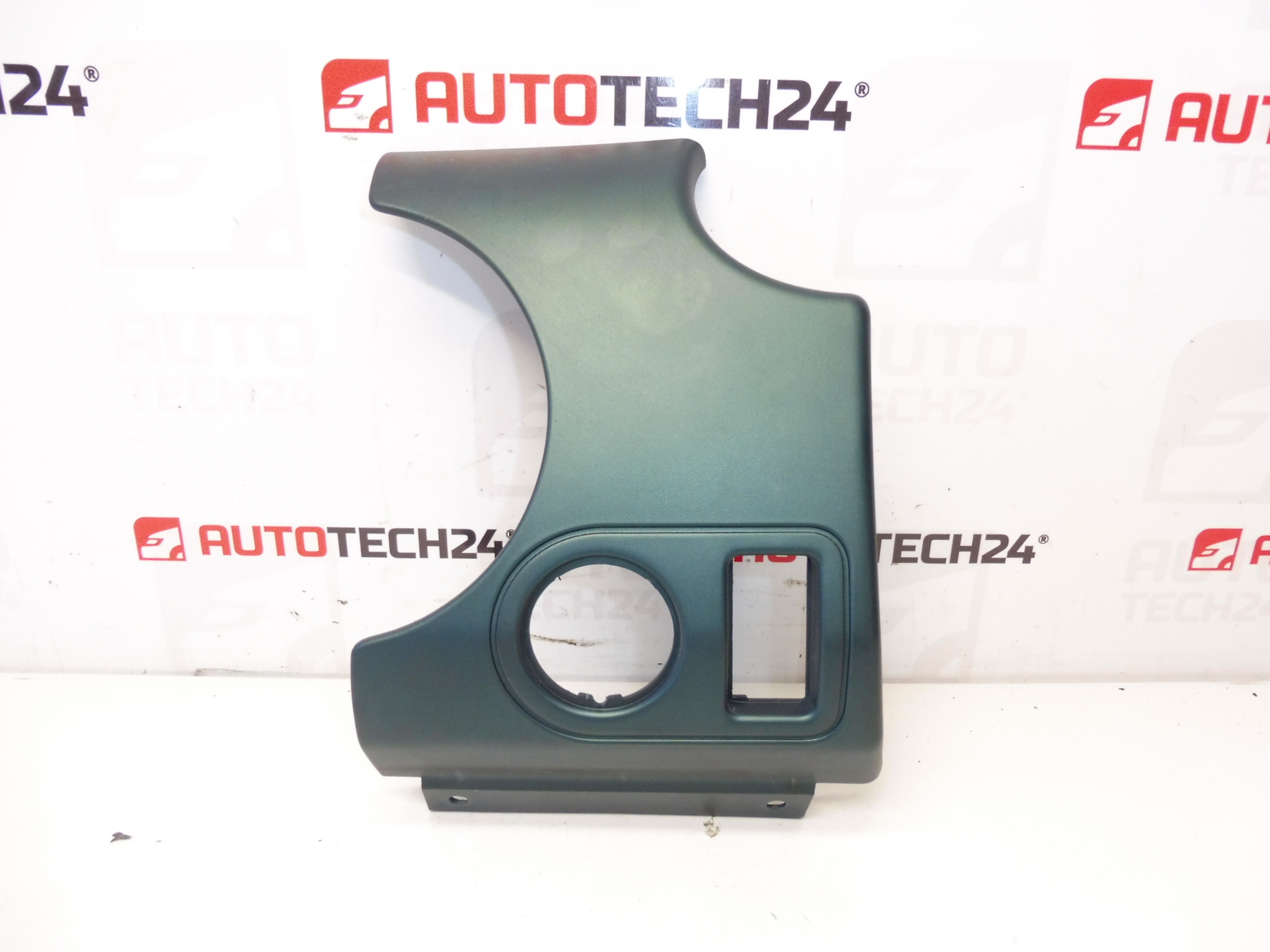 Armaturenbrettabdeckung Citroën Berlingo II und Peugeot Partner II 9644985677 8211Q0