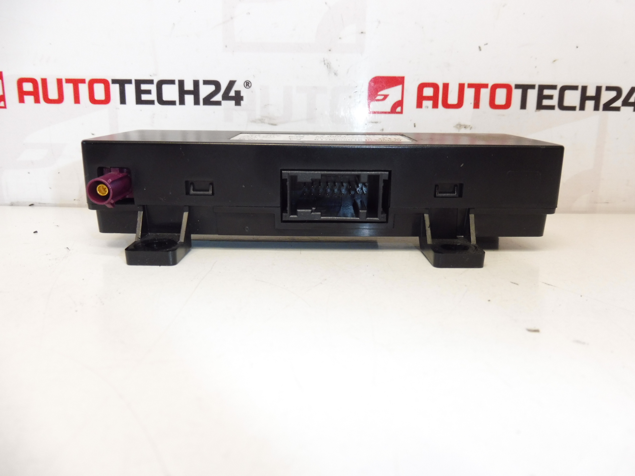 Peugeot Citroen Telematikeinheit 9674767580