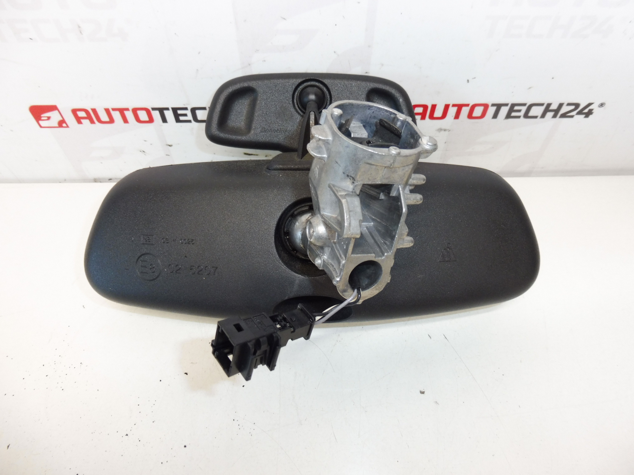 Innenrückspiegel Peugeot 3008 und 5008 8154JV 815489