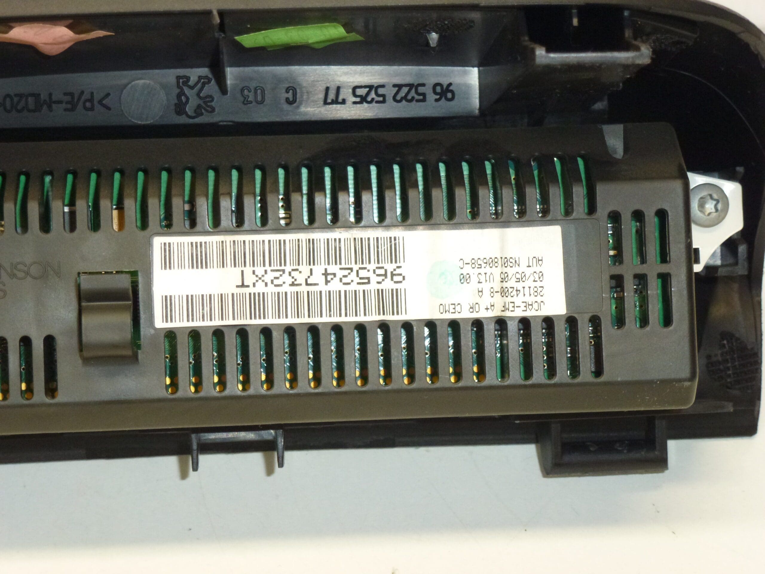 Peugeot 307 PSA Computerradio Display 96524732XT 6155EG