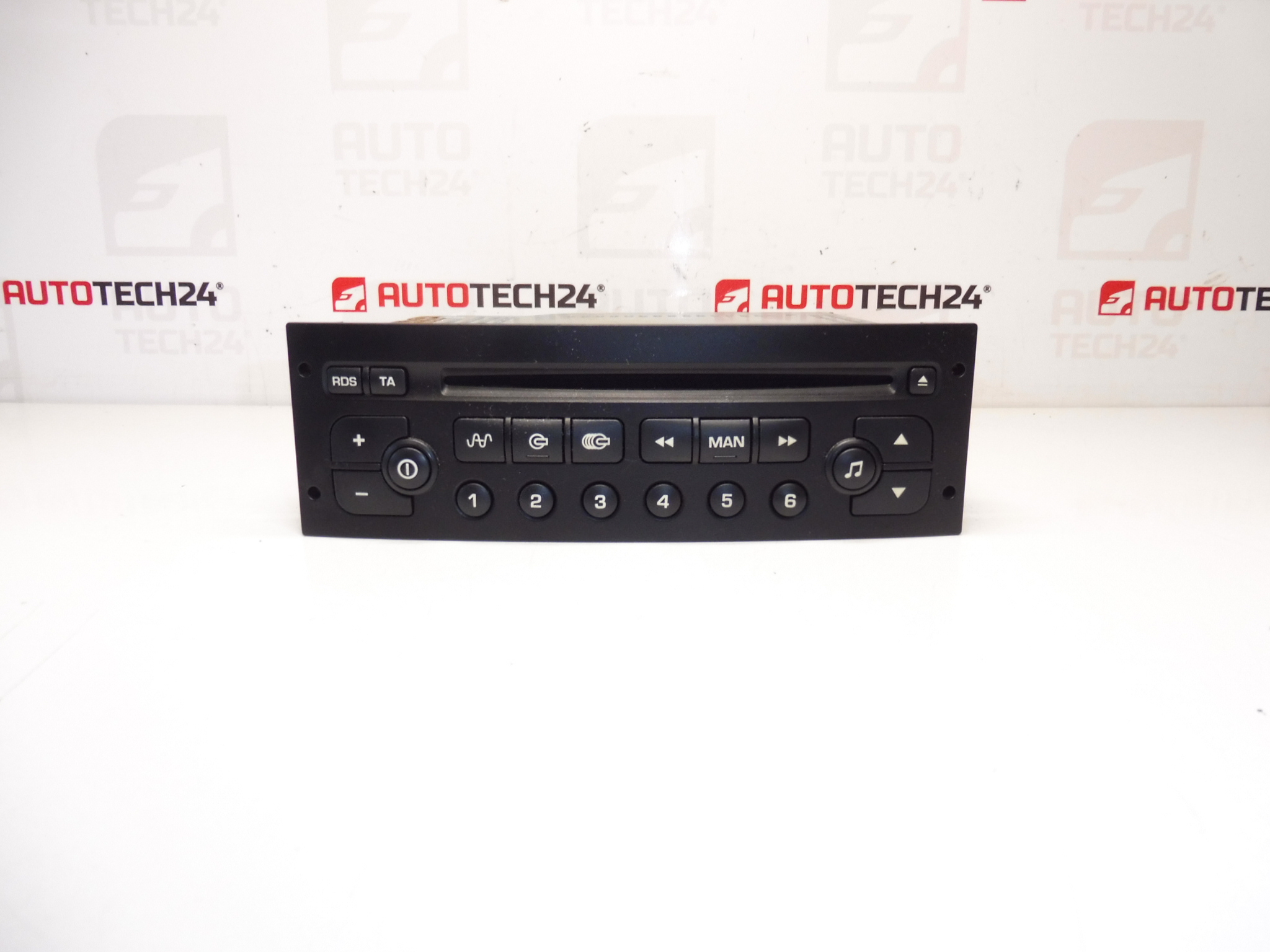Autoradio mit CD Citroën Peugeot 96599990XT00