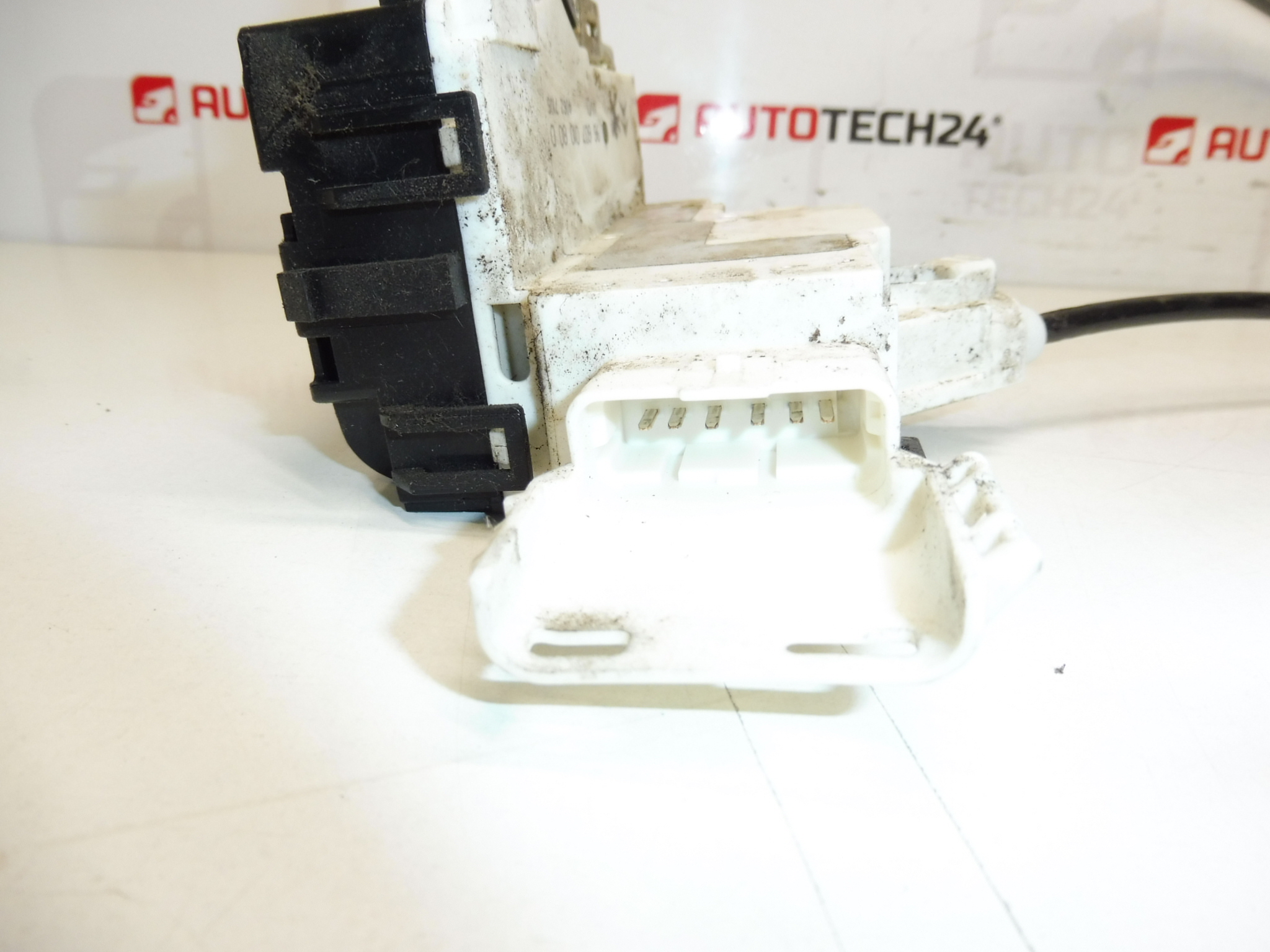 Peugeot 1007 Beifahrertürschloss 9646010280 9660701080 9681333880 9136AP