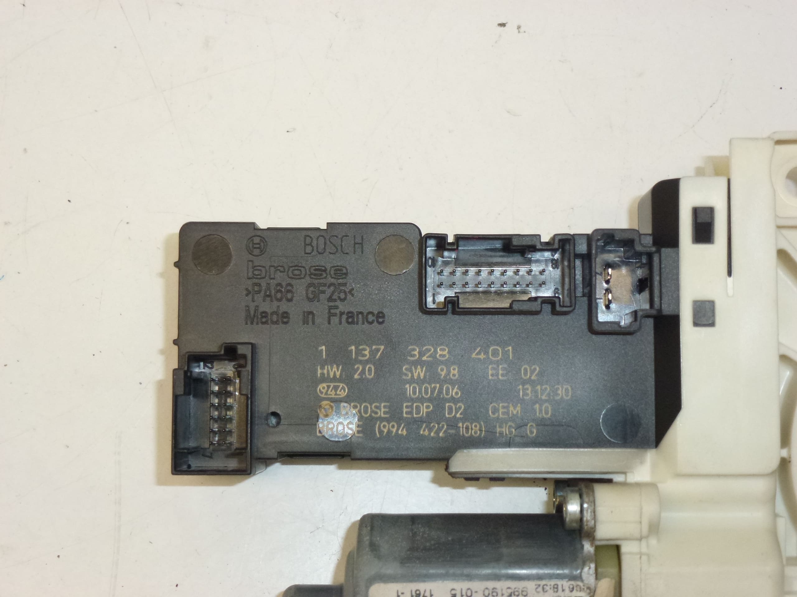 Peugeot 407 Fensterhebermotor links 9663036680 9221Z1