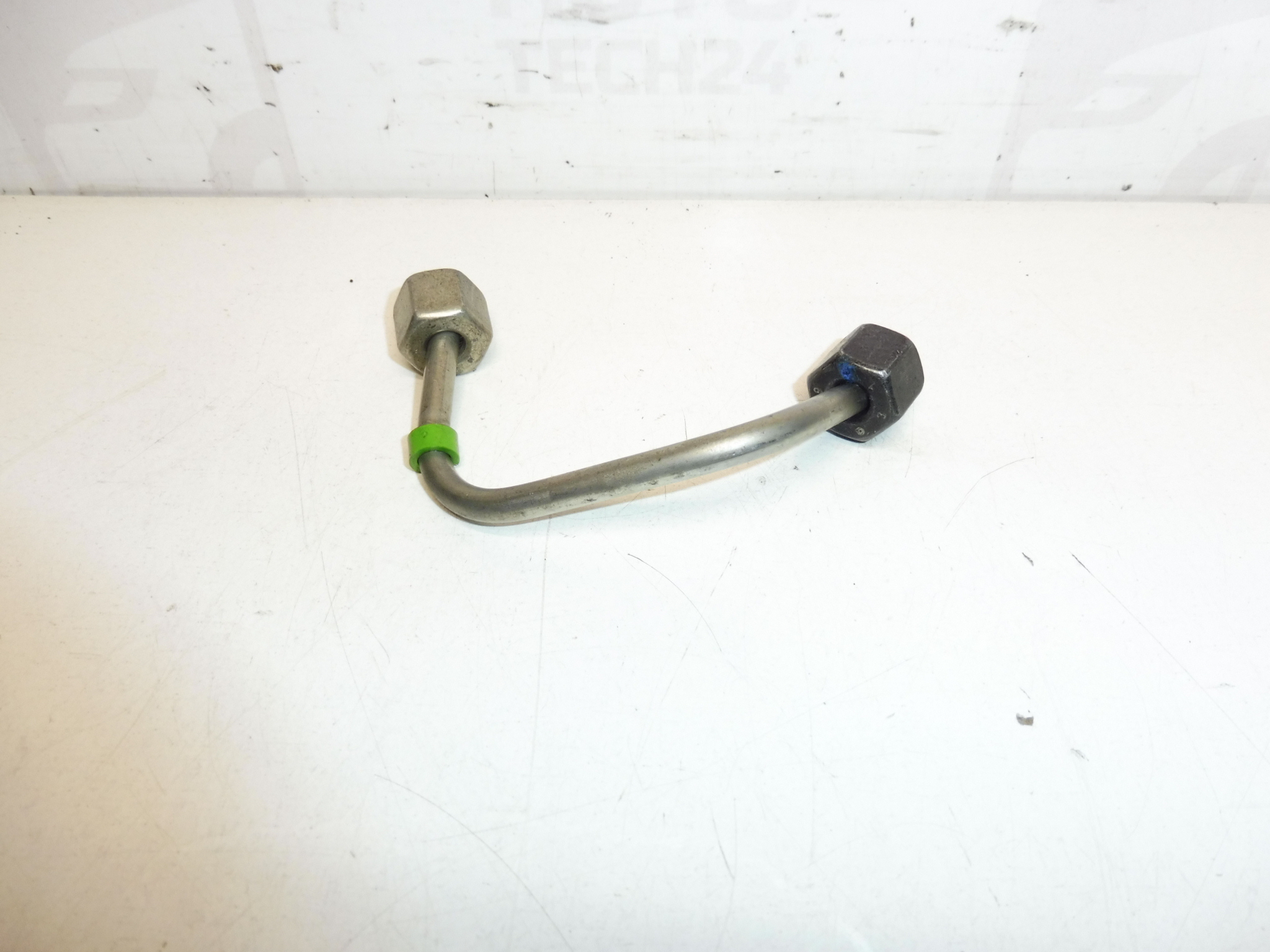 Einlassrohr 1. Einspritzdüse Citroën Peugeot 9811737380