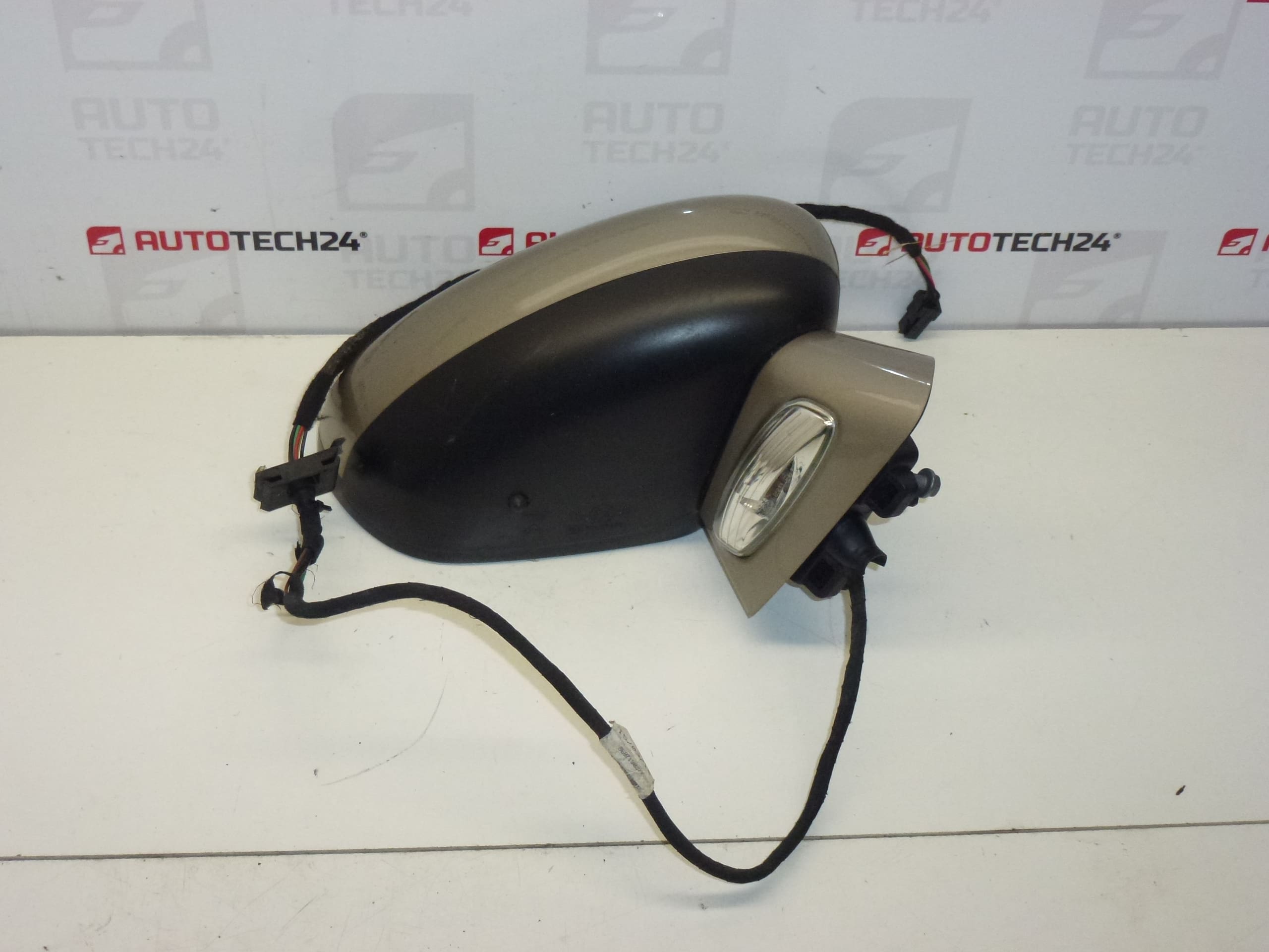 Rechter Außenspiegel Citroën C4 KCH 9687130977 8154EH