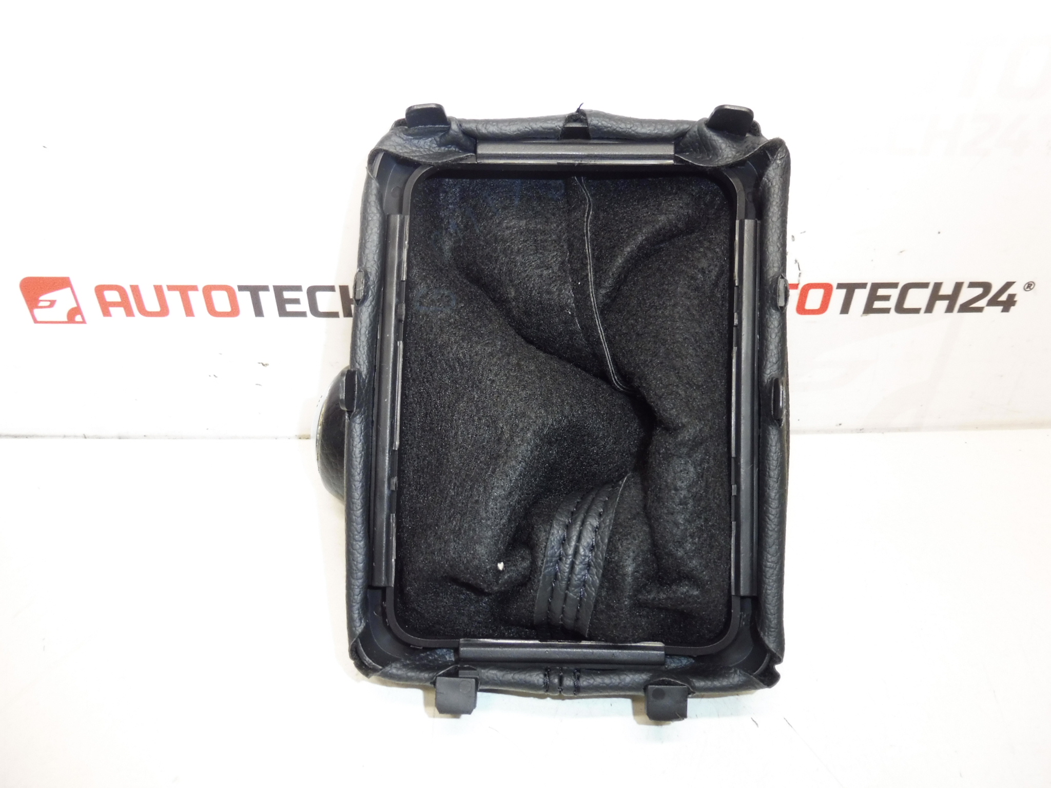 Schalthebel mit Manschette Peugeot 206+ 2403X9 7951T2