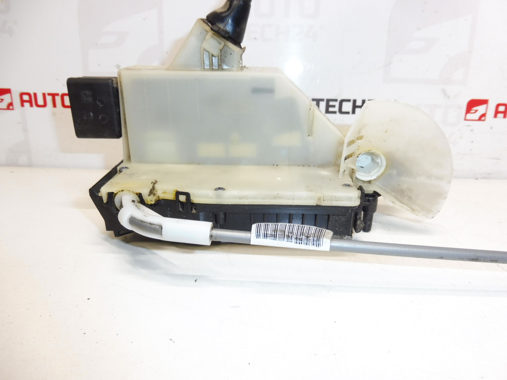 Türschloss vorne links Citroën C4 DS4 5-türig 9685351380 9135HQ