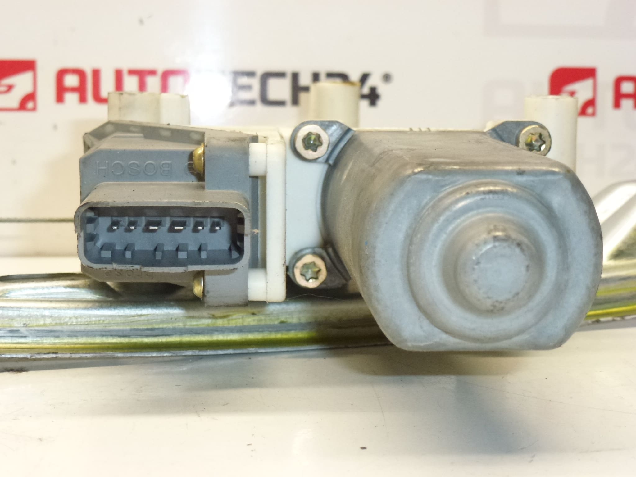 Citroën C5 01-07 Fensterheber hinten rechts 922467