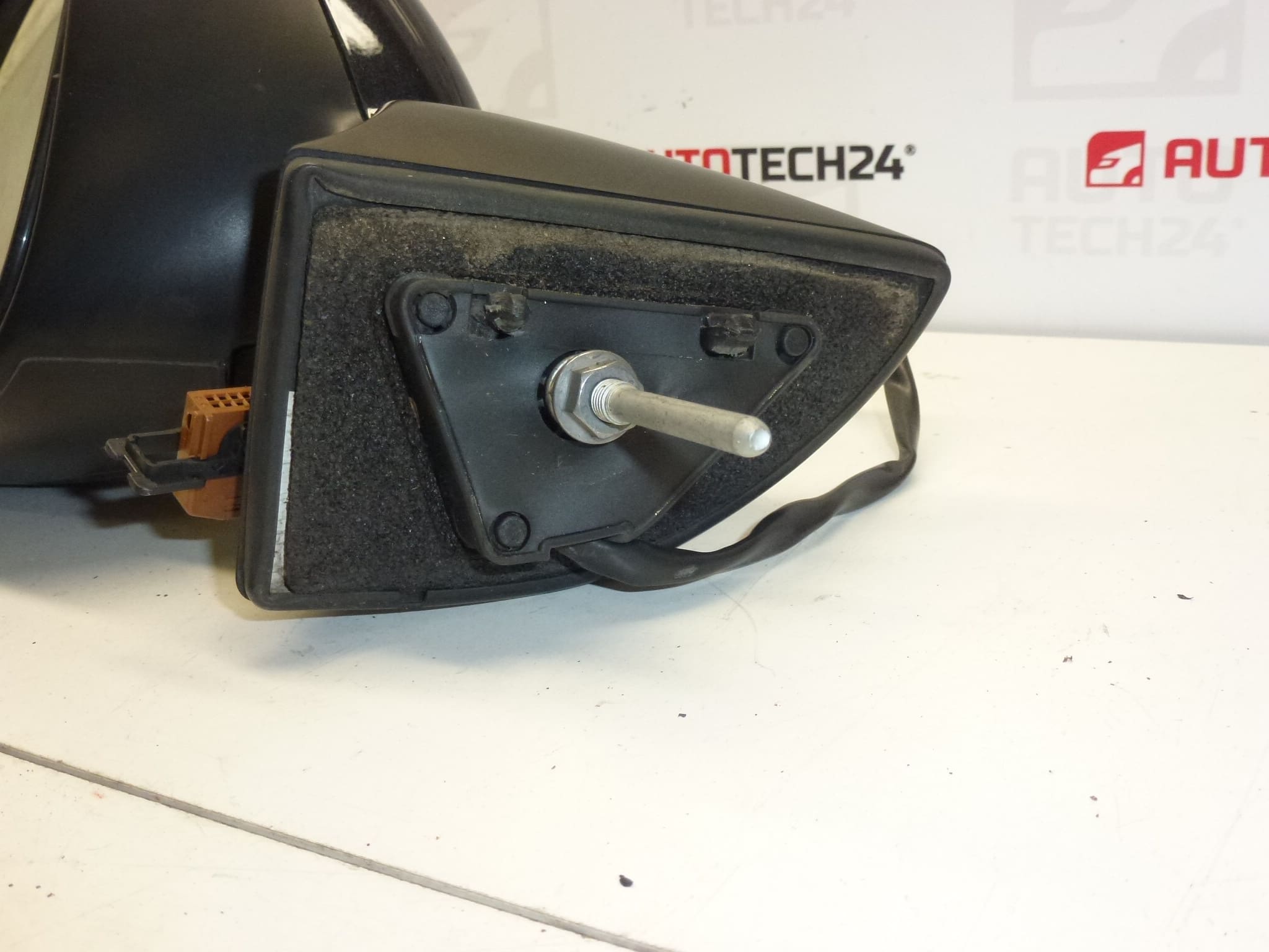 Rückspiegel links EYPC Peugeot 407 8153ZA