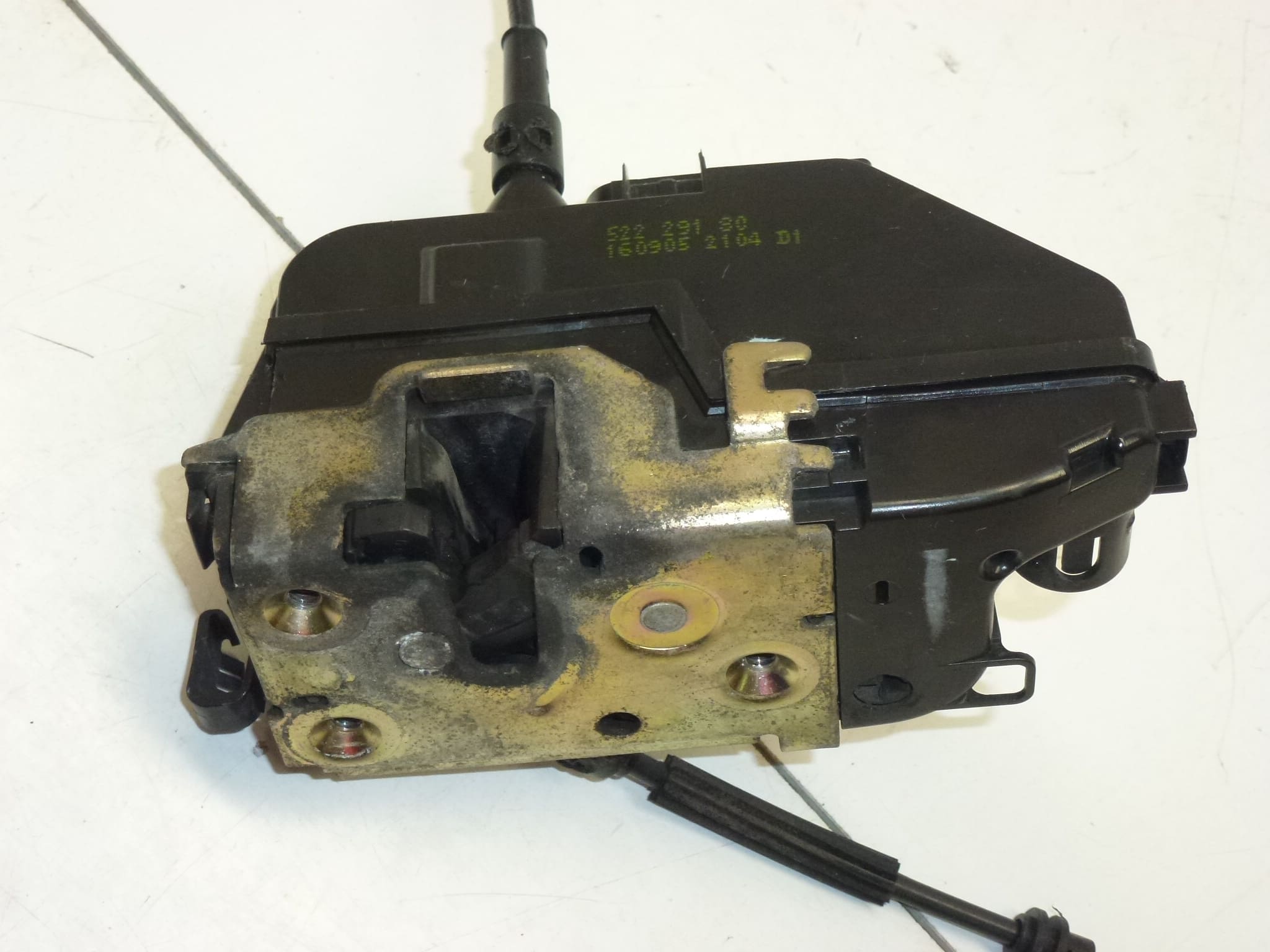 Peugeot 307CC Türschloss rechts 52229180 9136Q2