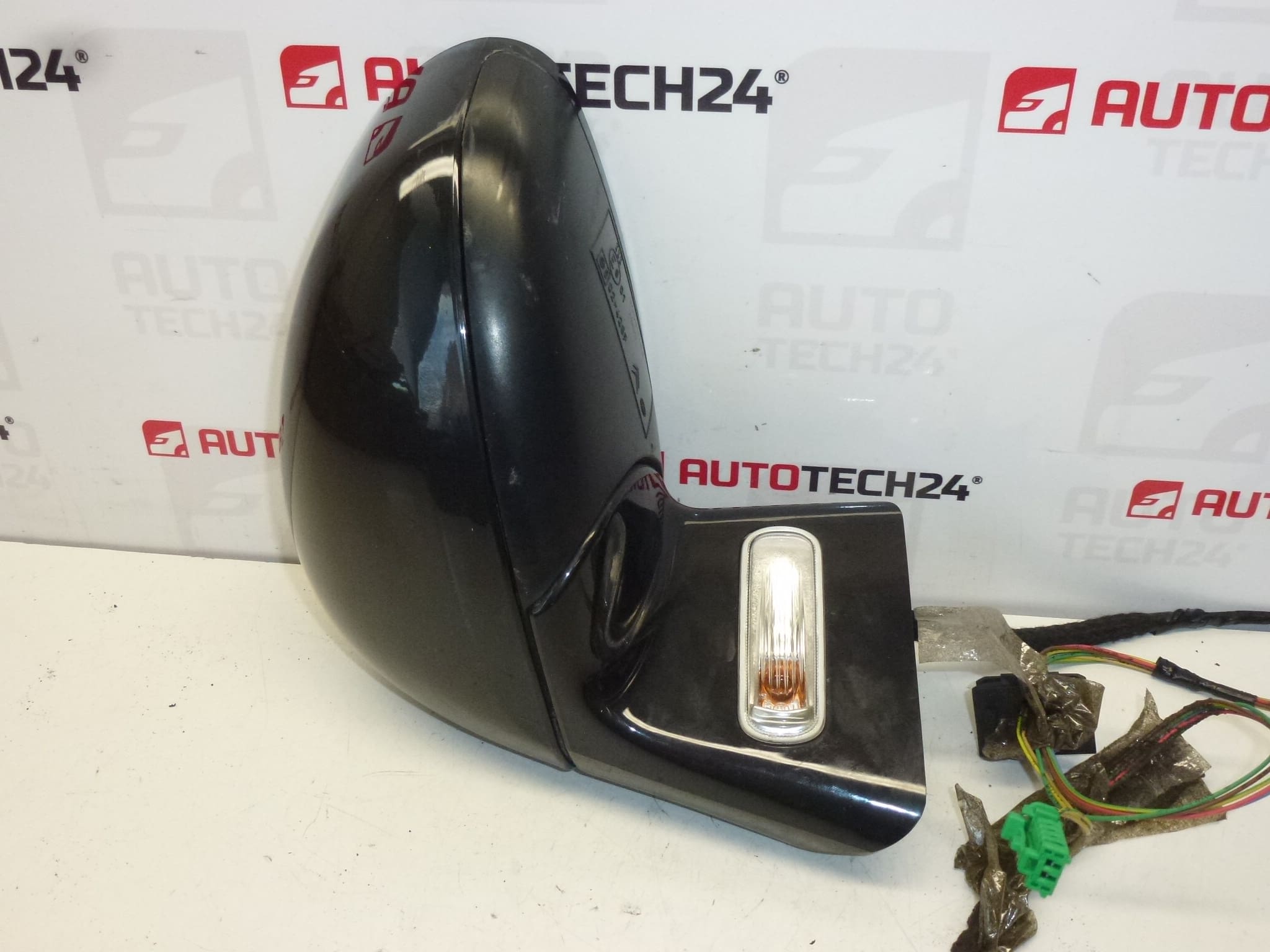 Linker Rückspiegel schwarz metallic Citroën C4 8149EL