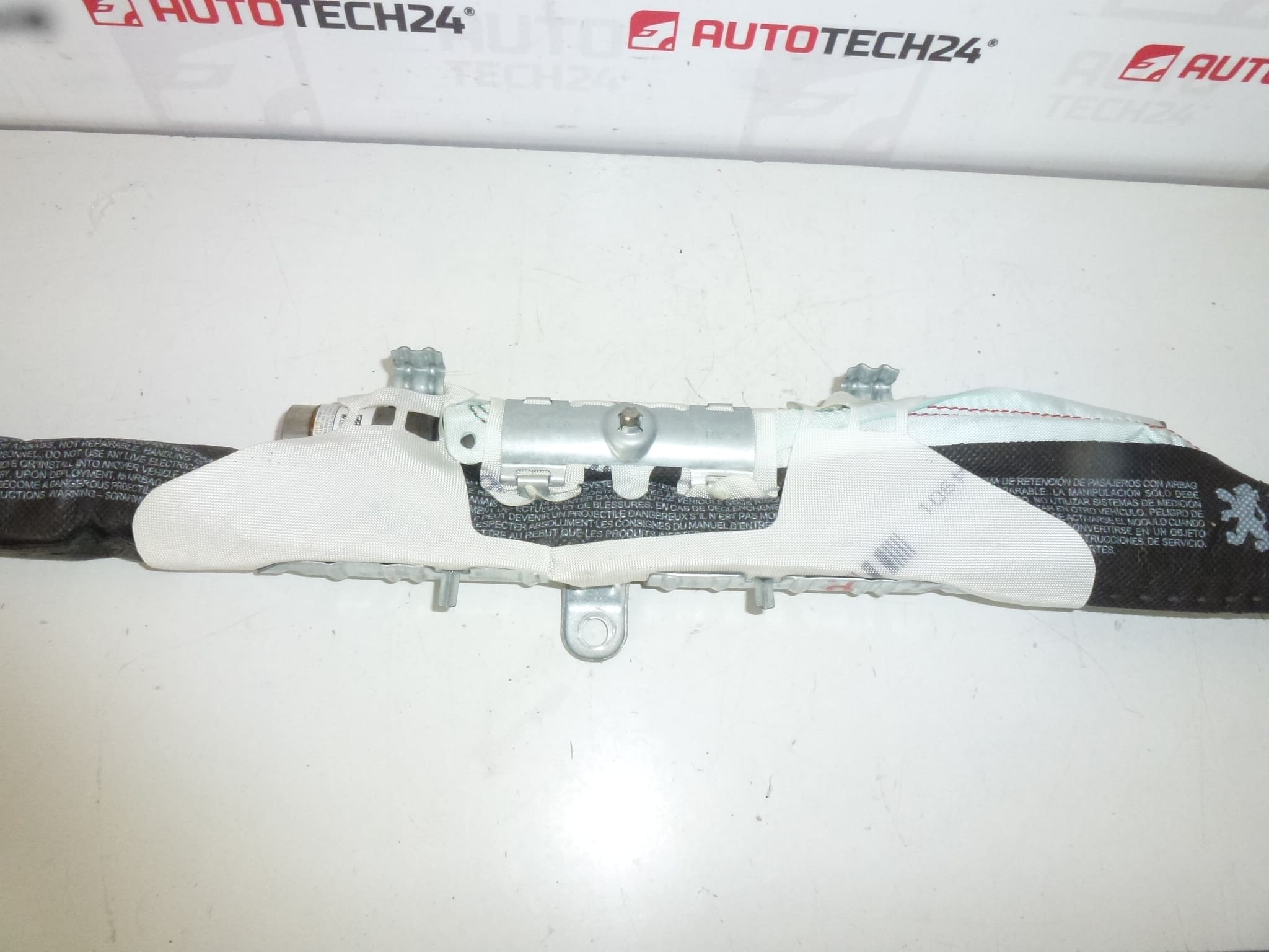 Airbag rechts Fuß Peugeot 308 9688532880 8337CZ