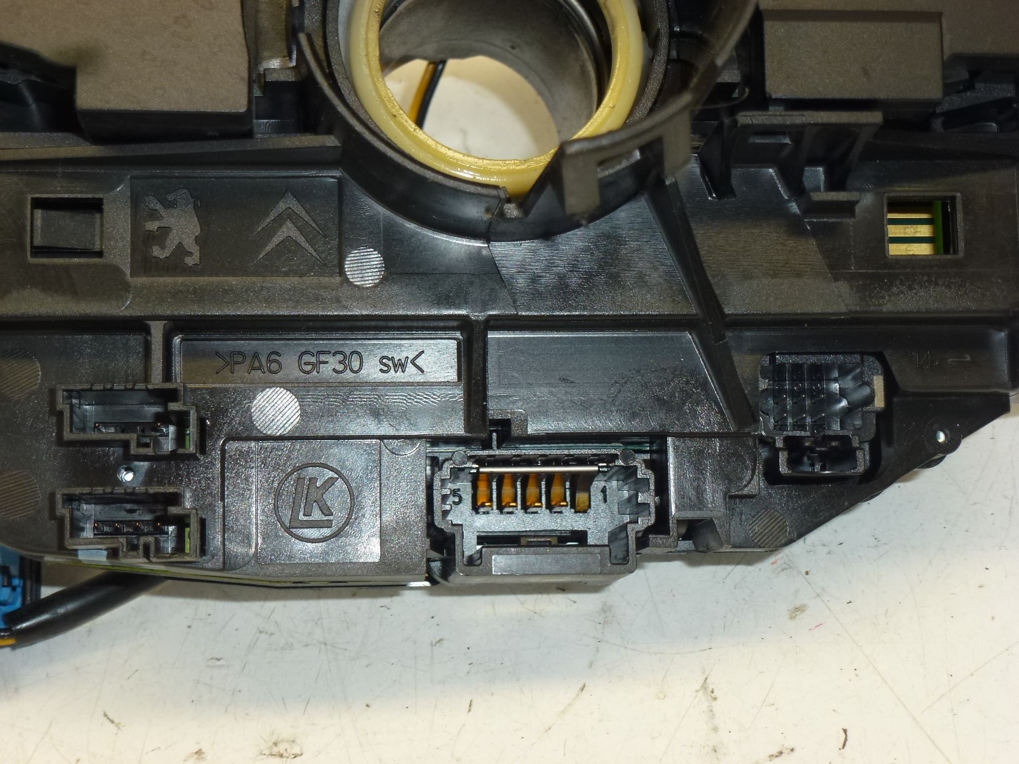 Citroën Peugeot 9663616XT 6242WS Hebelsteuerung