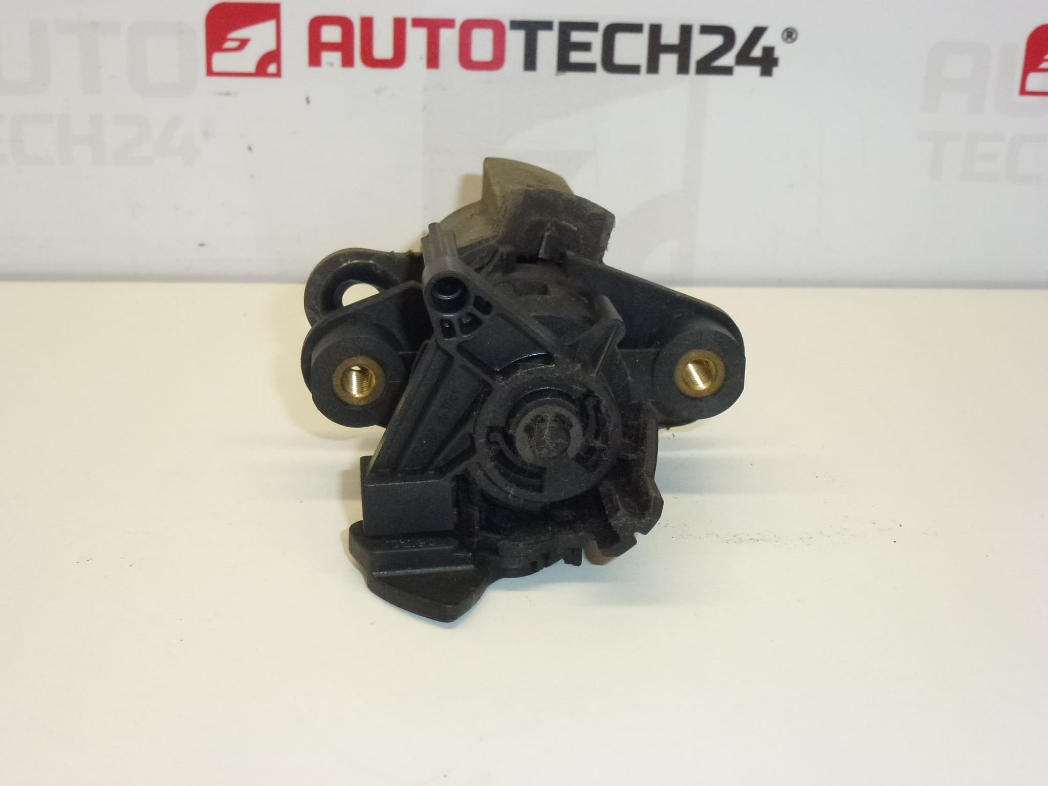 Öffnen der Heckklappe Citroën C1 Peugeot 107 8726R6 8726R7