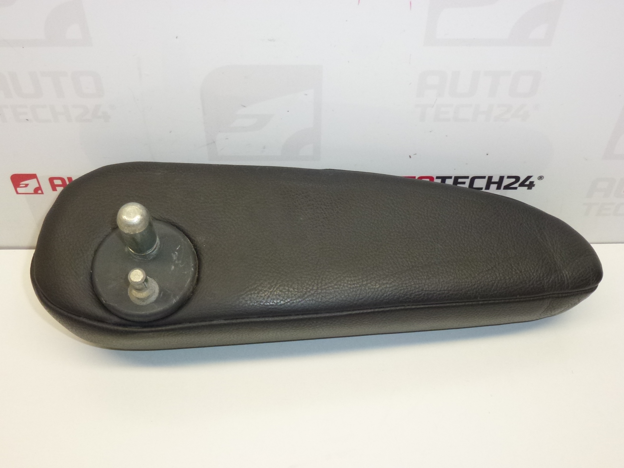 Linke Armlehne Citroën Peugeot 8830R7