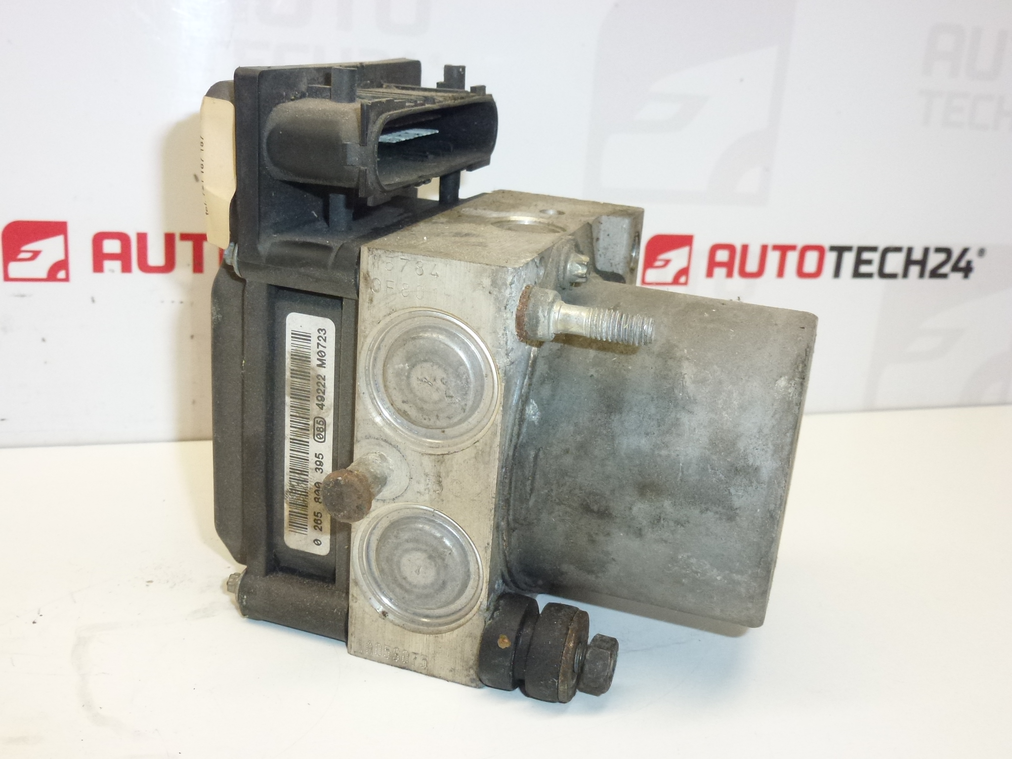 ABS-Pumpe Citroën C4 Peugeot 307 9657352780 4541J1