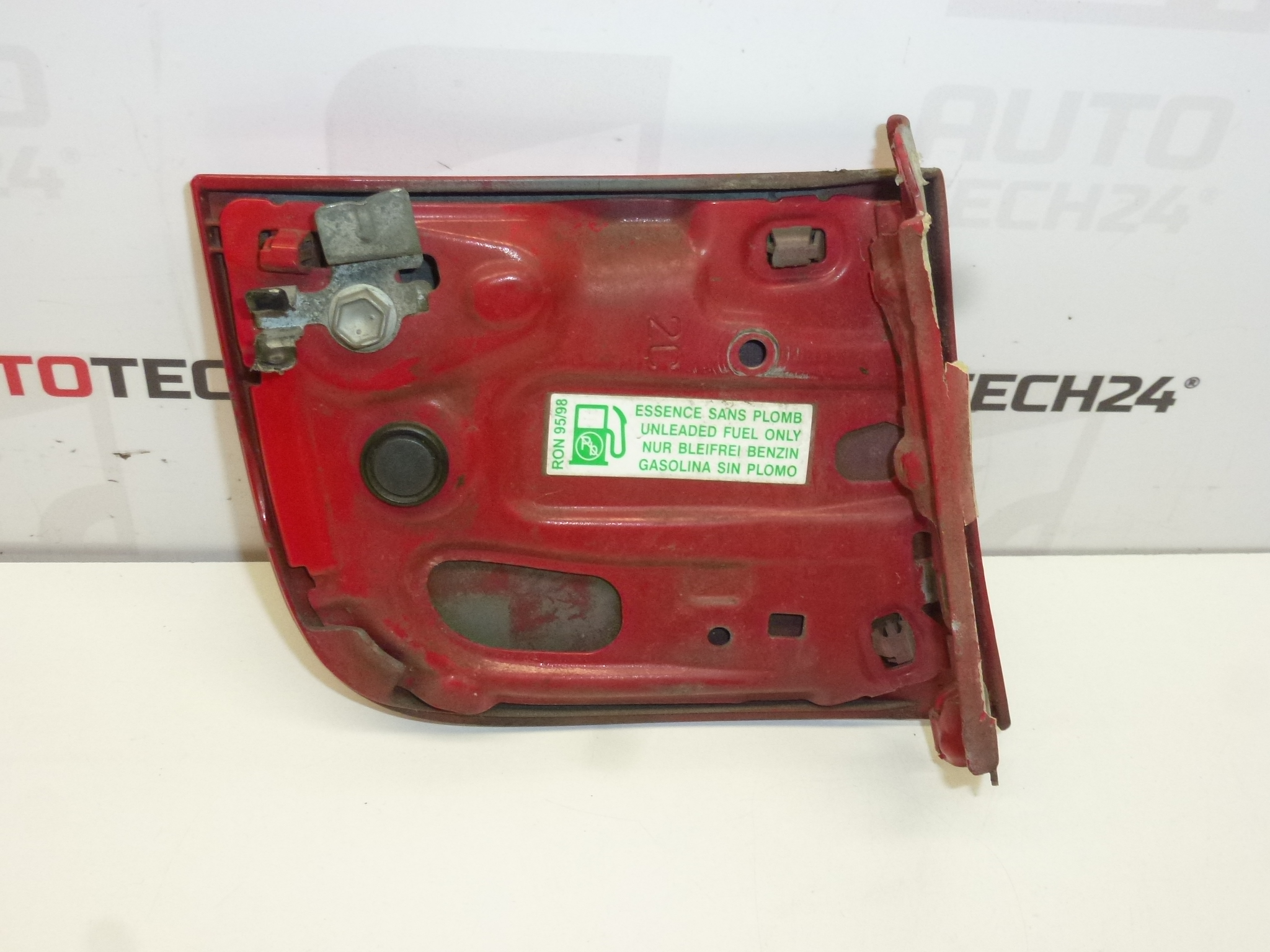 Tankdeckelabdeckung rot Peugeot 107 Citroën C1 1517C5 1517C9
