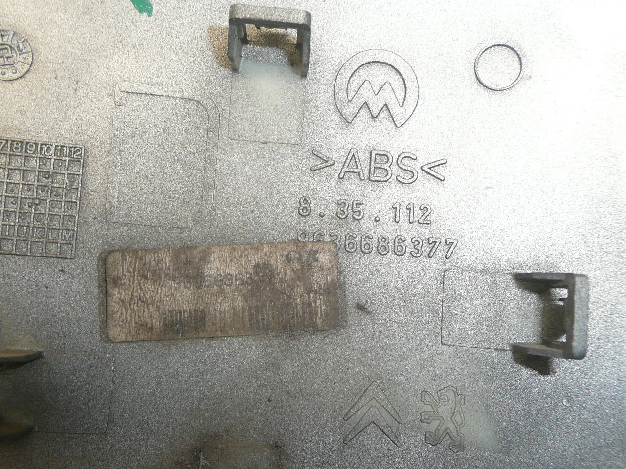 Rechter Spiegeldeckel Citroën Peugeot 9636686377 8149C5 EYLC