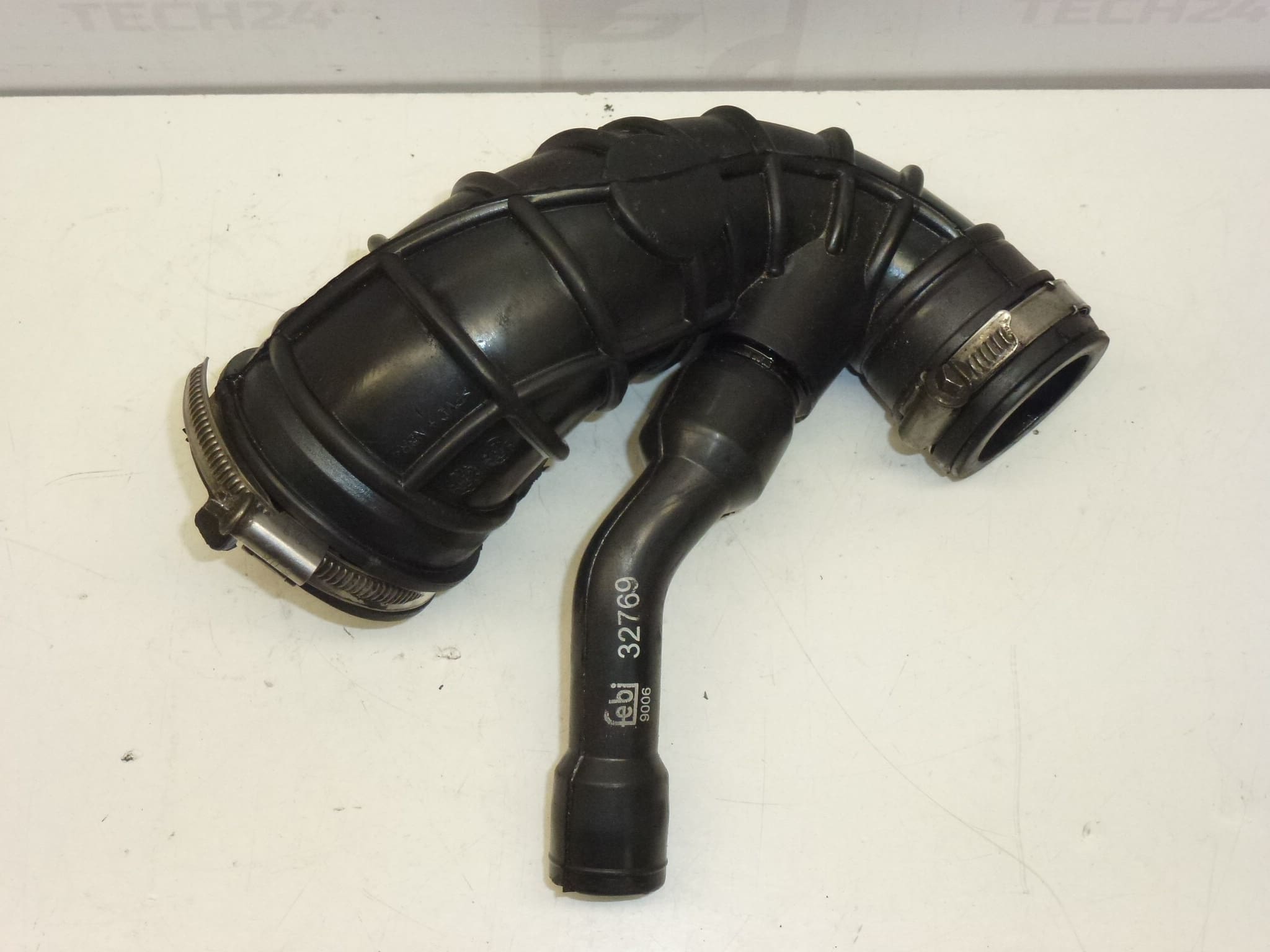 Luftansaugschlauch 1.4 HDi Citroën Peugeot 143413 1434F6 – Bild 2