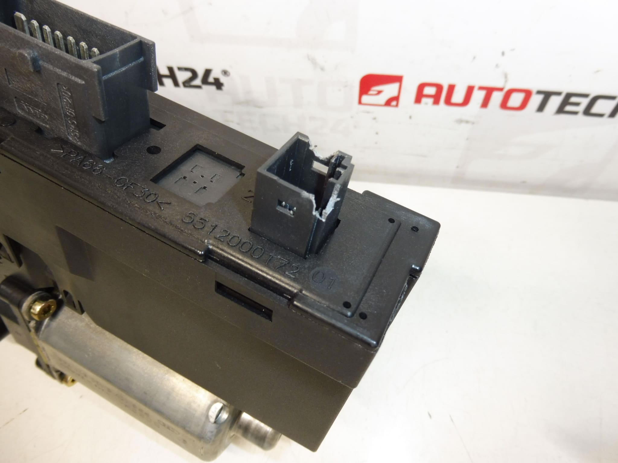 Motor für die rechte vordere Fensterscheibe Peugeot 307 9637131180 9222AZ – Bild 2