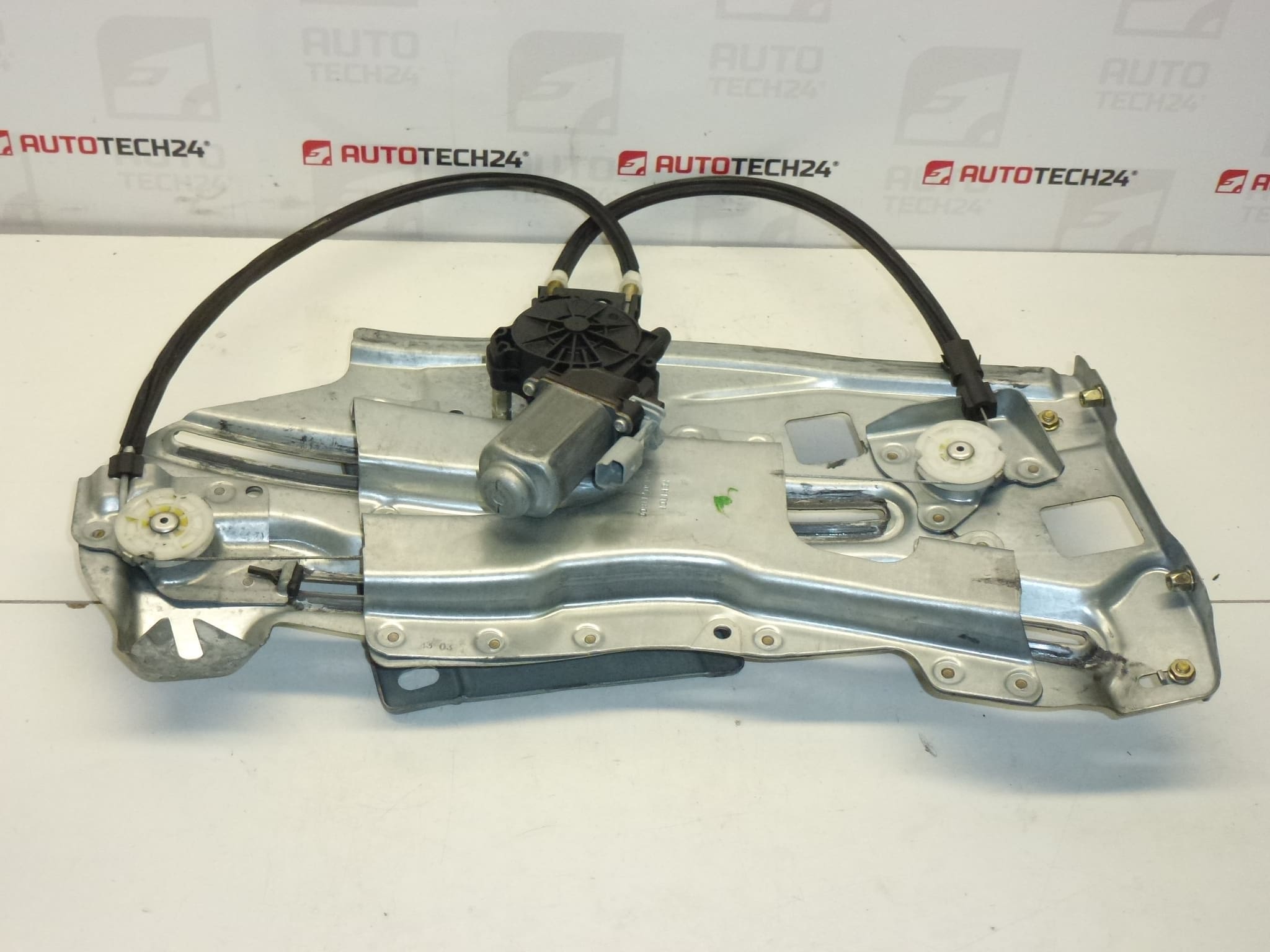 Linker hinterer elektrischer Fensterhebermechanismus für Citroën C3 Pluriel 963071180D 922383 – Bild 2