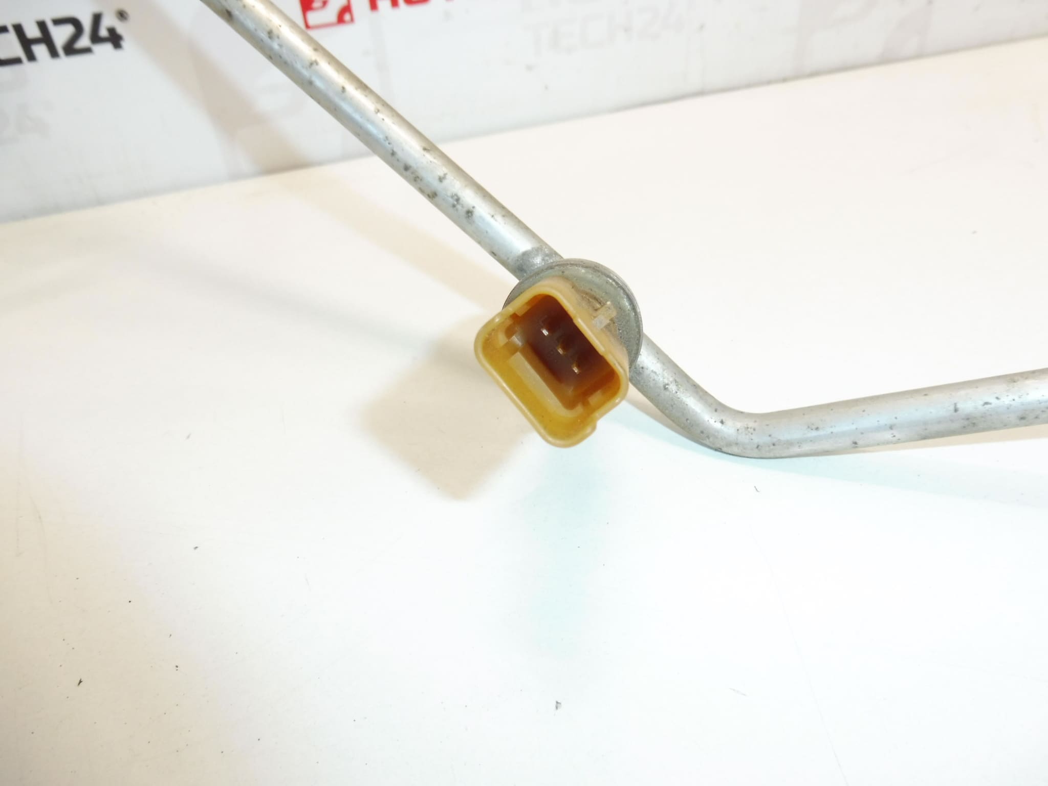 Klimaschlauch Citroën C-ELYSEE Peugeot 301 9676996380 – Bild 2