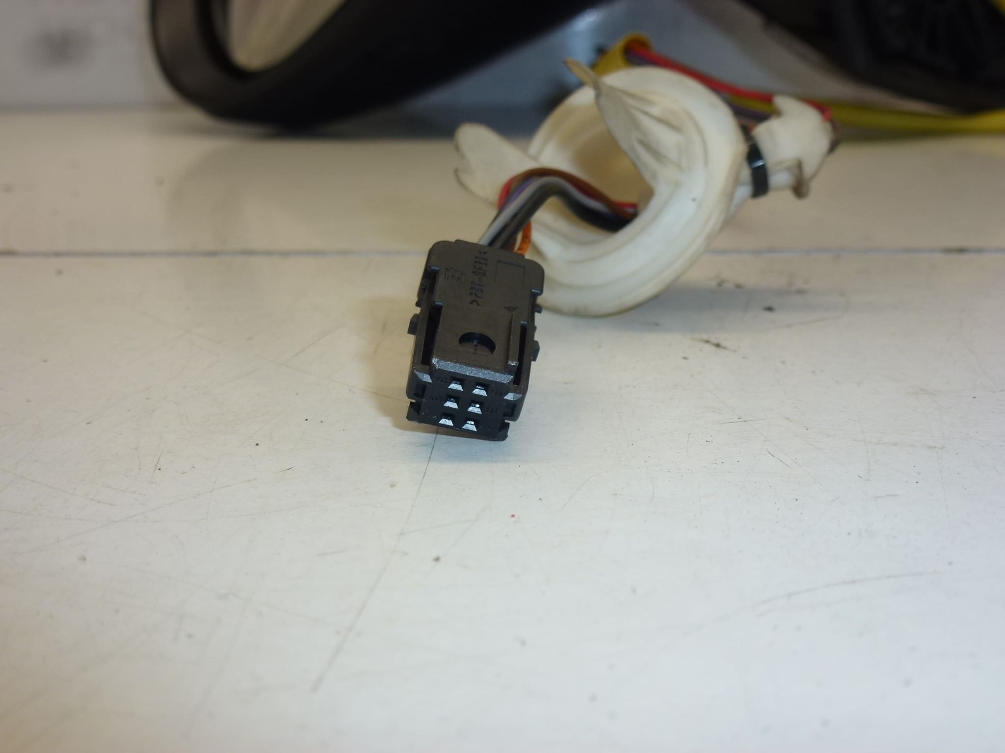 Fahrerspiegel Peugeot 308 KTVD 8153NE – Bild 2