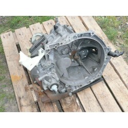 Getriebe Citroën Peugeot 1.6 HDI 66 kw 20DM75